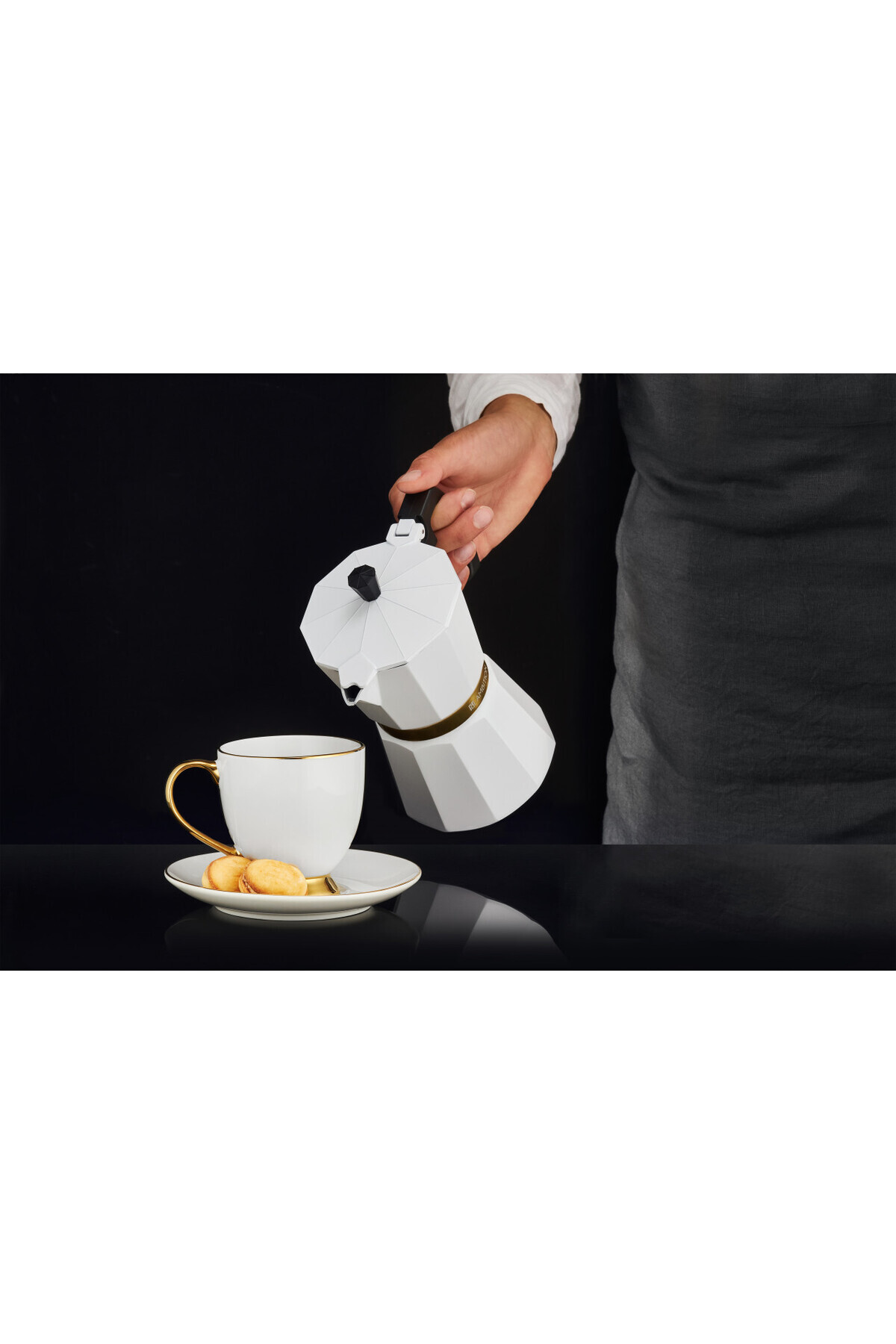 Ambition-Filter coffee maker, 6 cups, 300ml, white, Royal 3