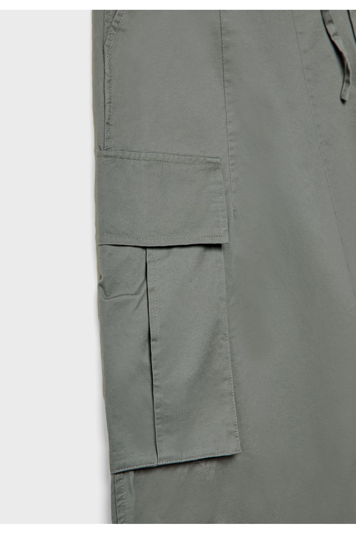 Stradivarius-Parachute cargo trousers 6