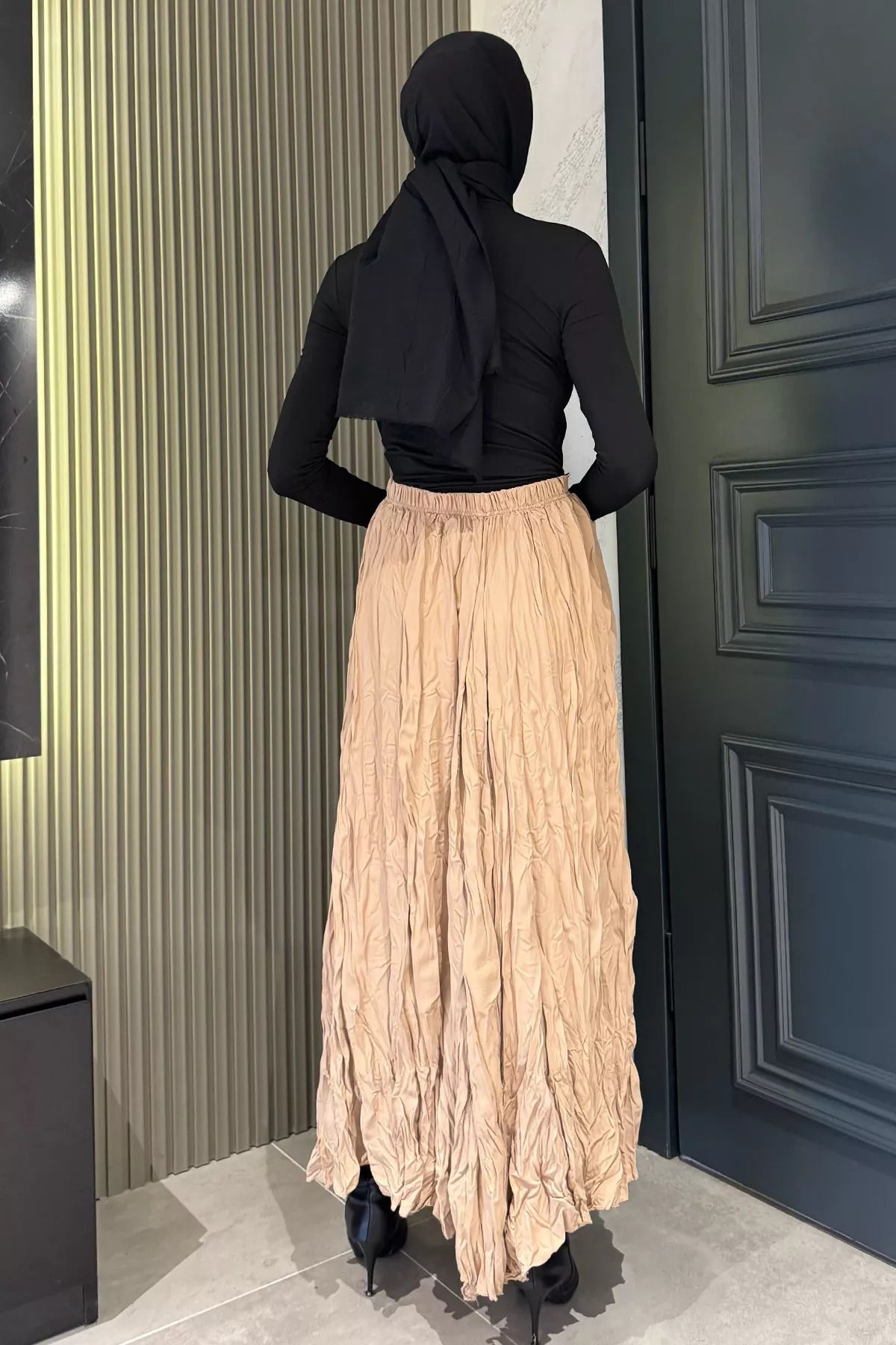julude-Beige Elastic Waist Crinkle Voile Hijab Skirt 8