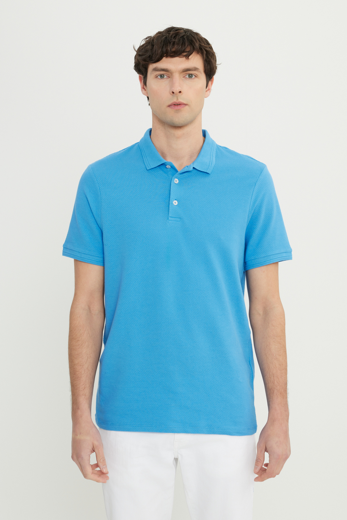 آلتین ییدلیز کلاسیکس تی‌شرت مردانه طرح پولو یقه گرد طرح ژاکارد، نخی آبی تیره، اسلیم فیت، مناسب برای آقایان