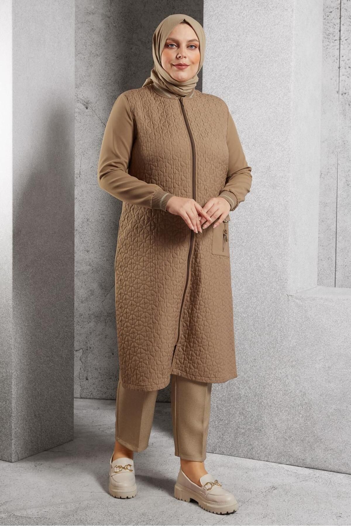 PLUS SIZE WEAR AND GO 20626 Alvina