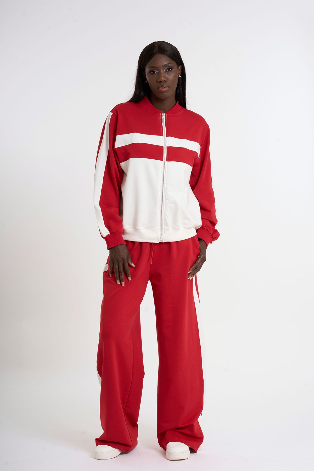 HANIQA-Stripe Detailed Tracksuit Set 2