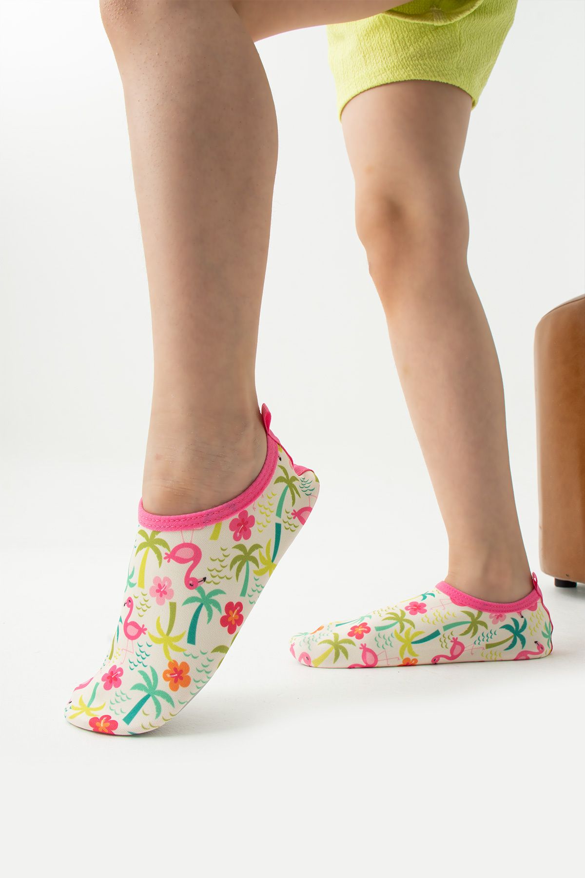 Funny Baby-Patterned Slide-Based Irritable Durable Sea and Pool Booties 2