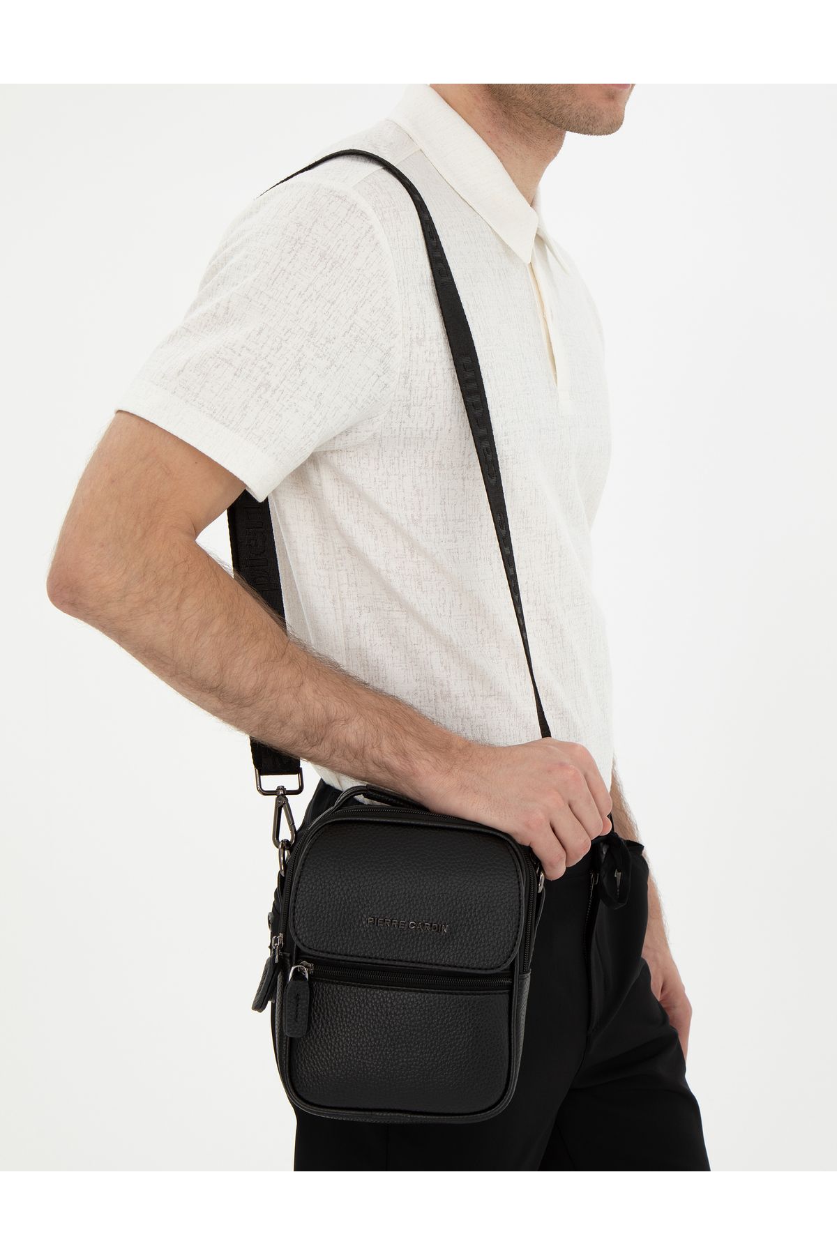 کیف دستی بند مشکی مردانه 50307643-VR046 Pierre Cardin