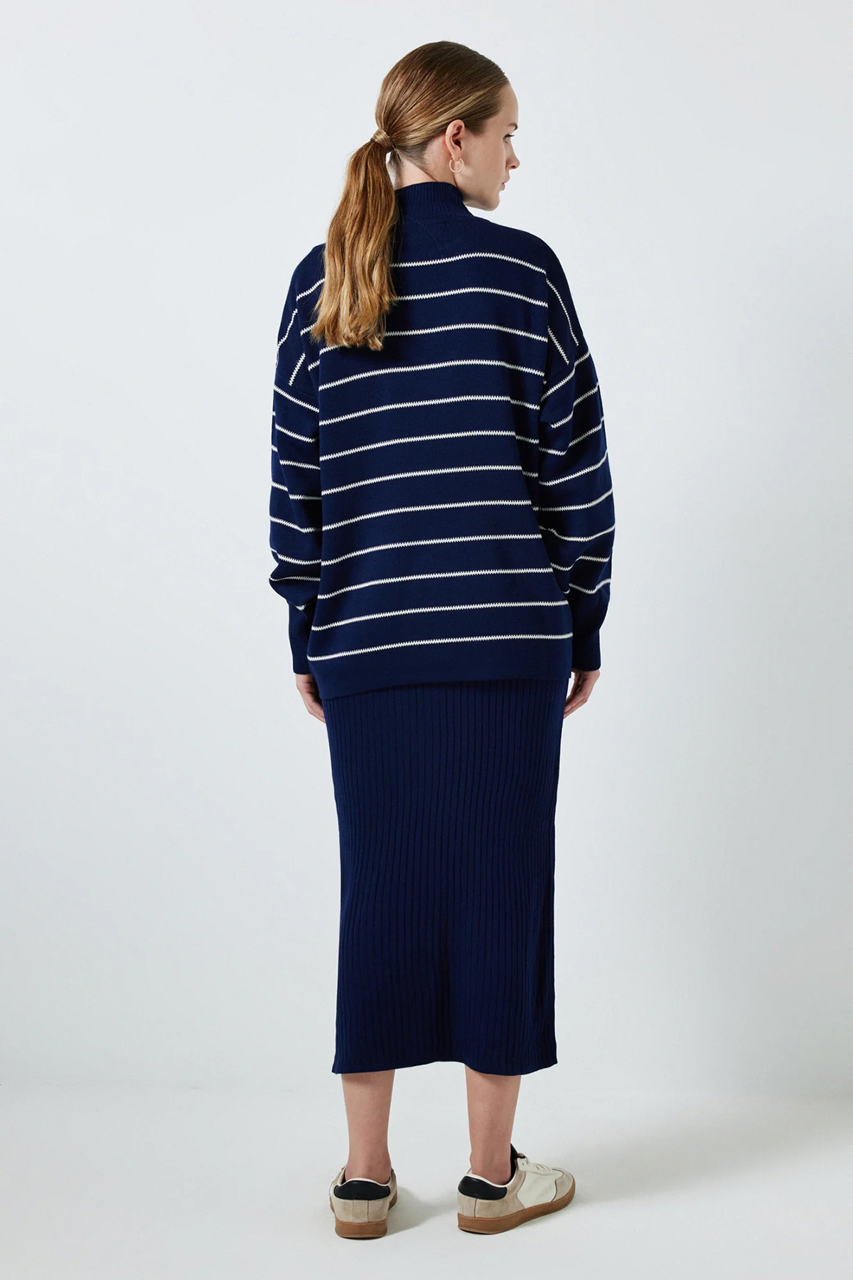 REMSA-Touche سترة مخططة DressKnitwear مجموعة 025 الأزرق الداكن 6