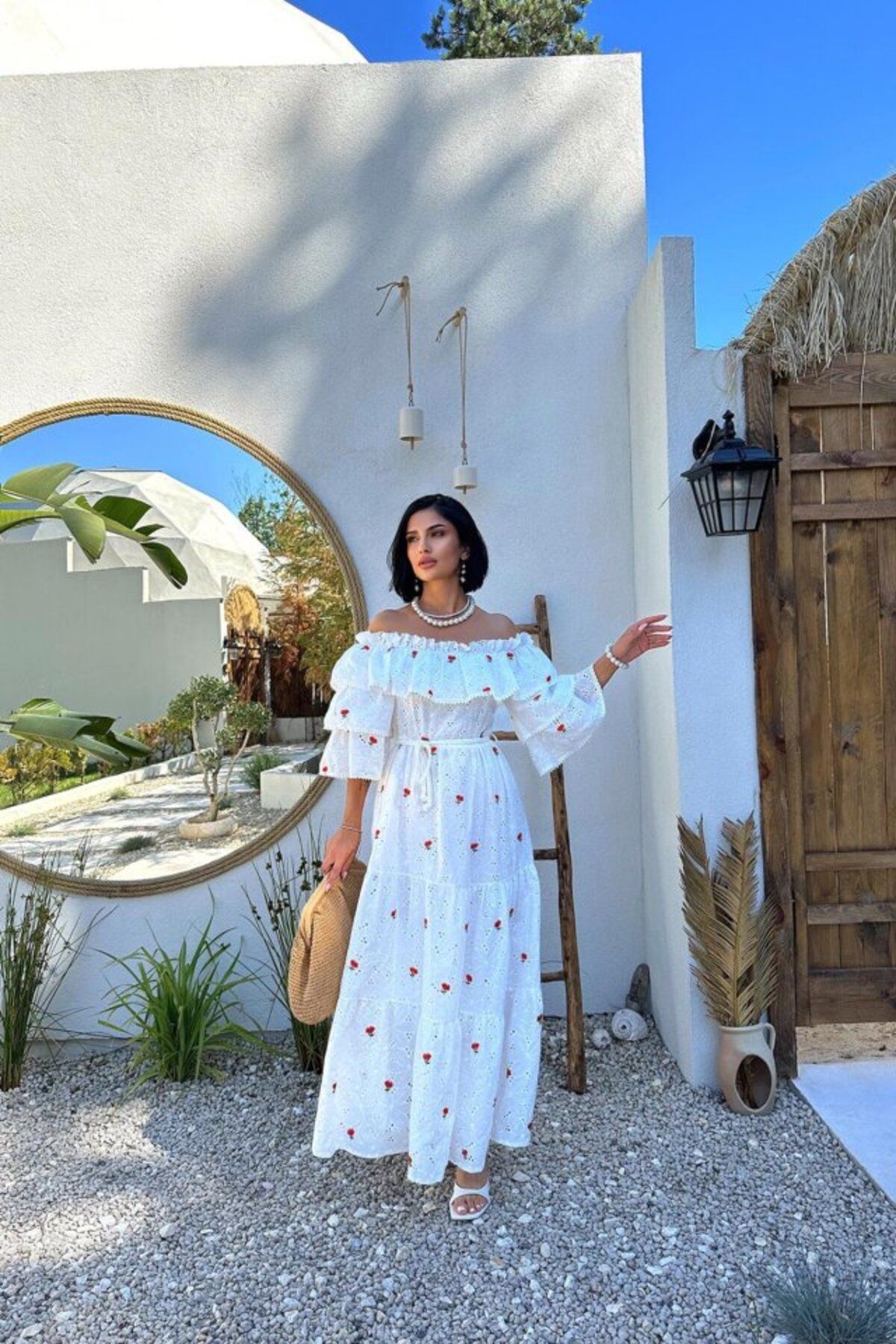 MRA Fashion Kırmızı Omuzları Lastikli Brode Elbise