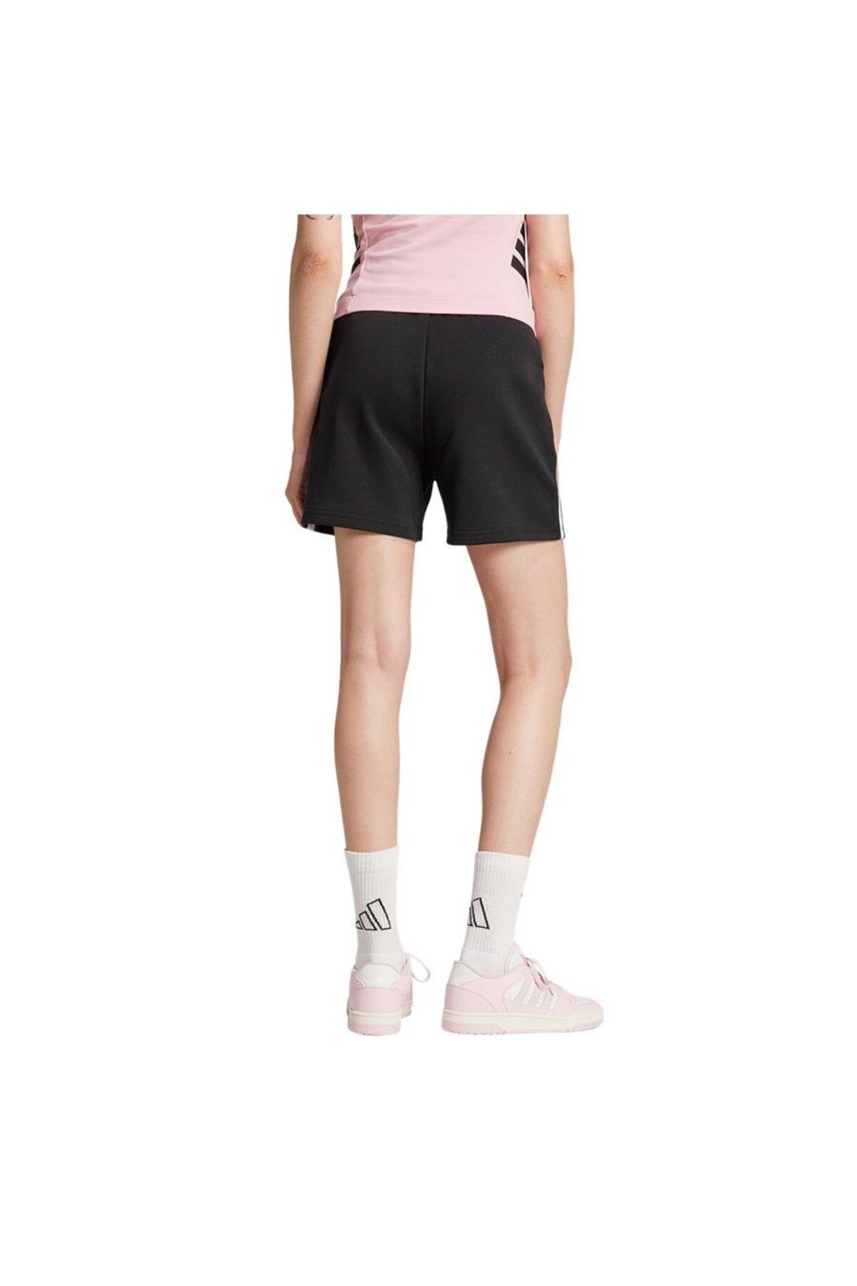 adidas-Essentials Color Pop French Terry Şort 2