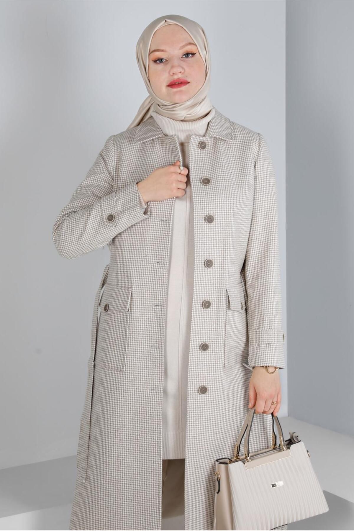 مانتو دکمه دار کمربند طرح دار Gingham 90338 Alvina