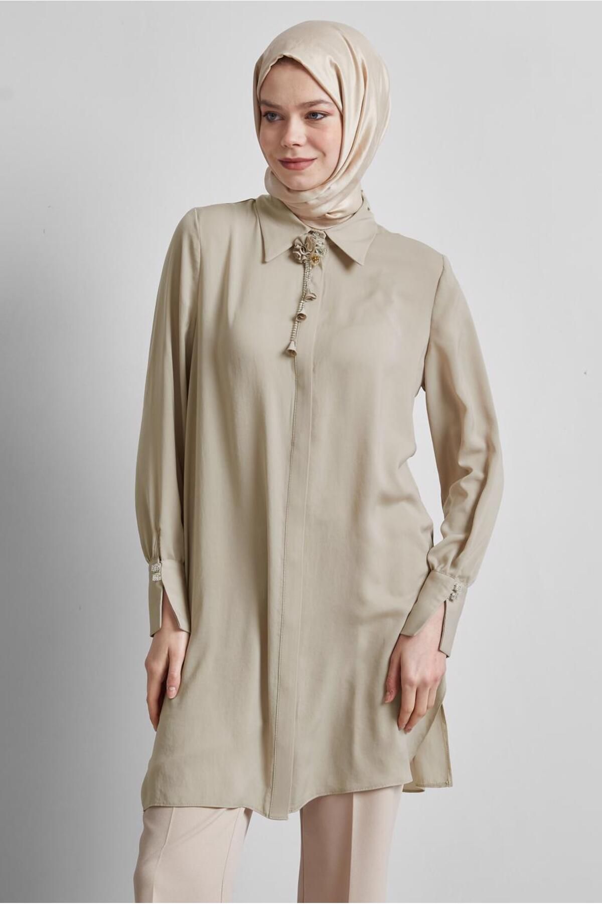 تونیک تفصیلی سنجاق 45373 Alvina