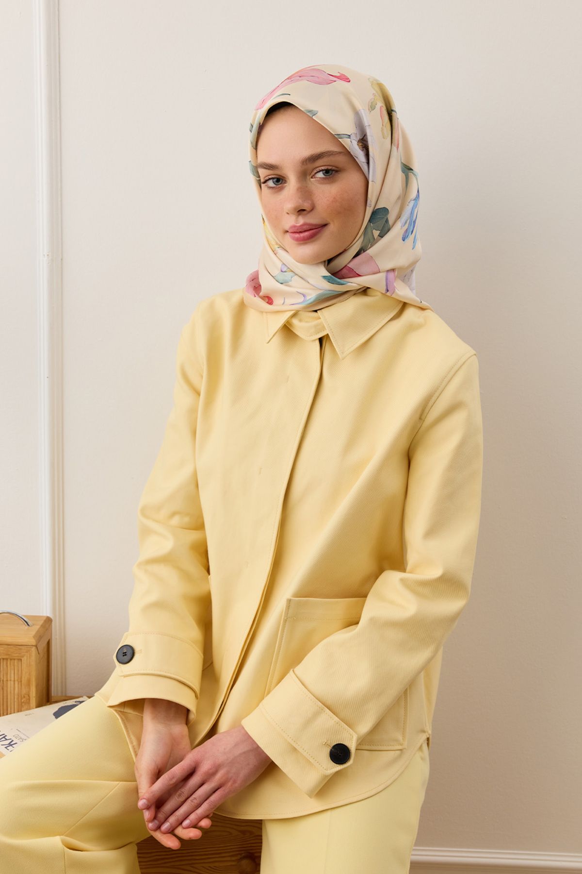 Qef-Twill Silk Scarf - Hera 3