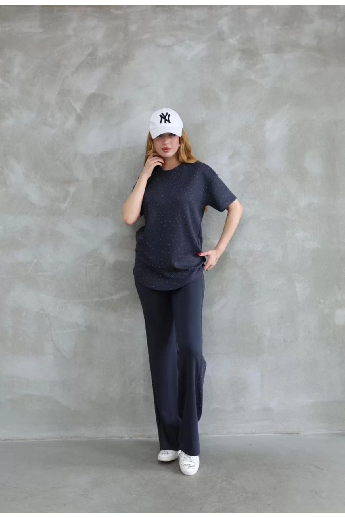 C&Z Collection Osy Modal Yumuşak dokulu Kumaş Bisiklet Yaka Taş detaylı Kısa Kollu Takım - Füme