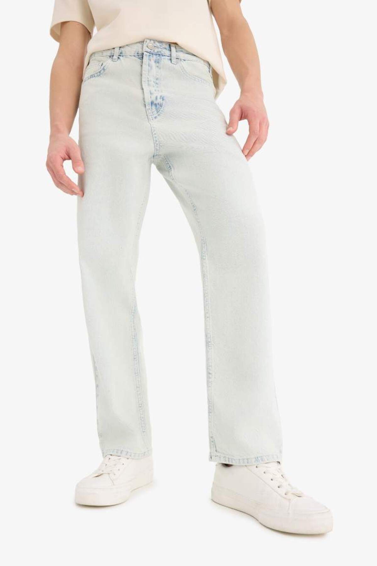 DeFacto Yeni Sezon %100 Pamuk Baggy Fit Geniş Kalıp Normal Bel Düz Paça Jean Yıkamalı Pantolon