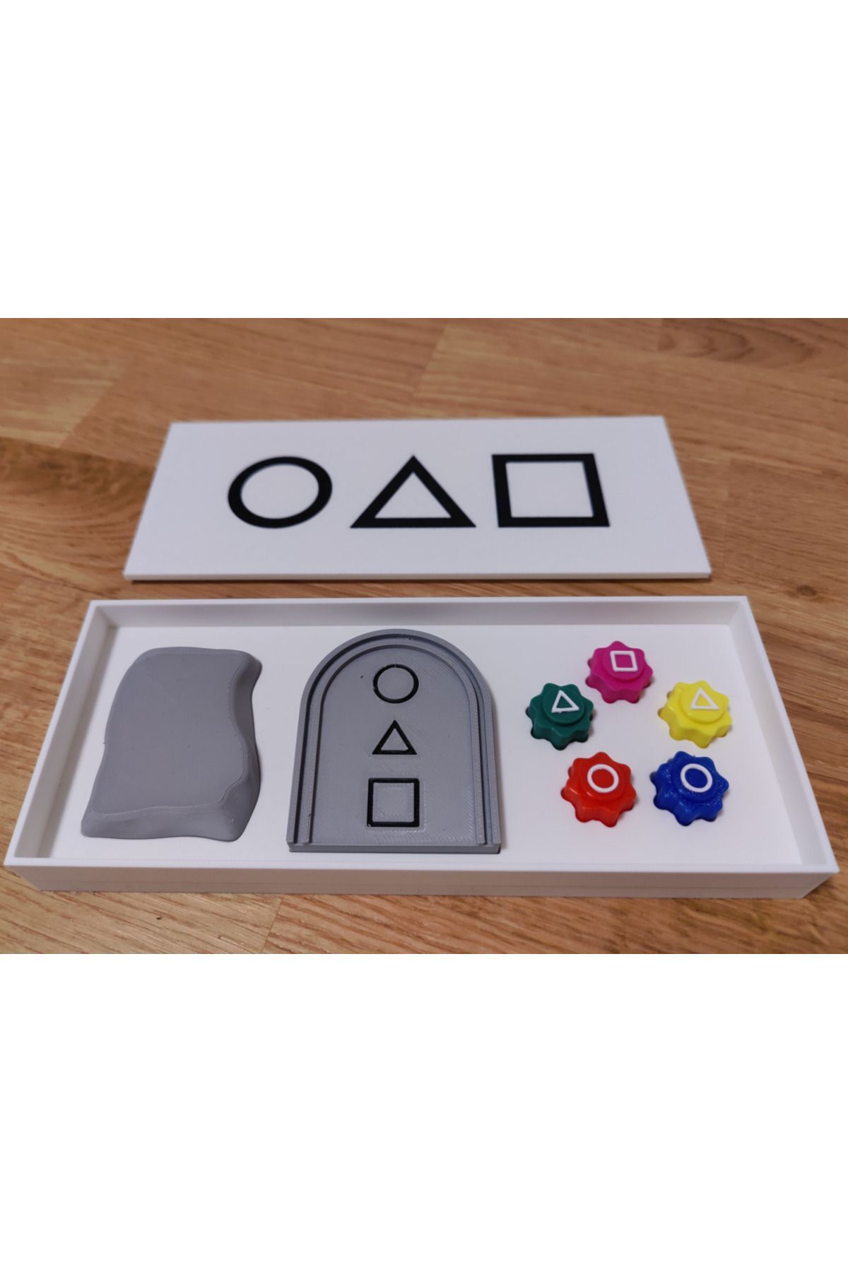 teknotrust Kore Geleneksel Oyuncakları: Shuttlecock (Gonggi) ve Flying Stones (Biseokchigi)