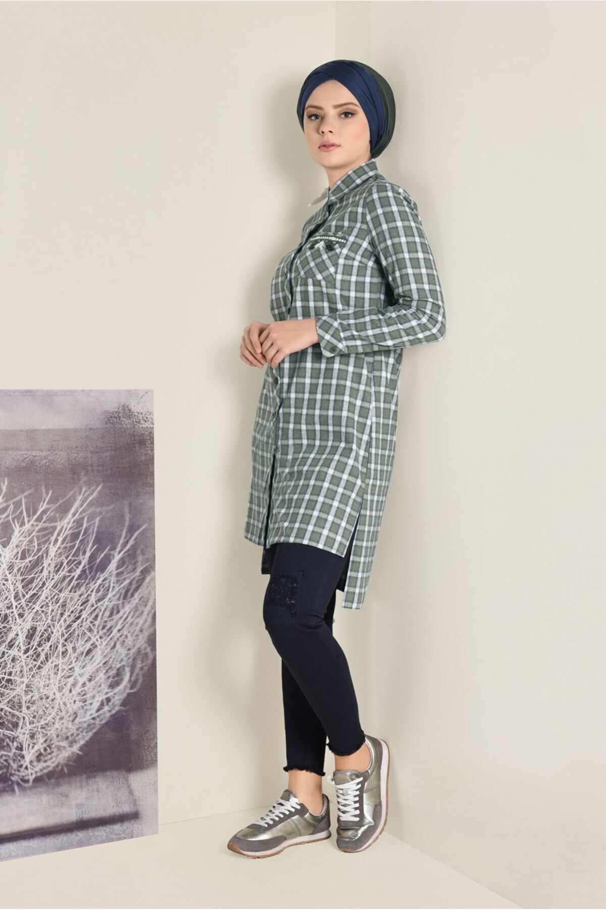 Alvina-Bound Buttoned Papered Pattern Tunic 4699 2