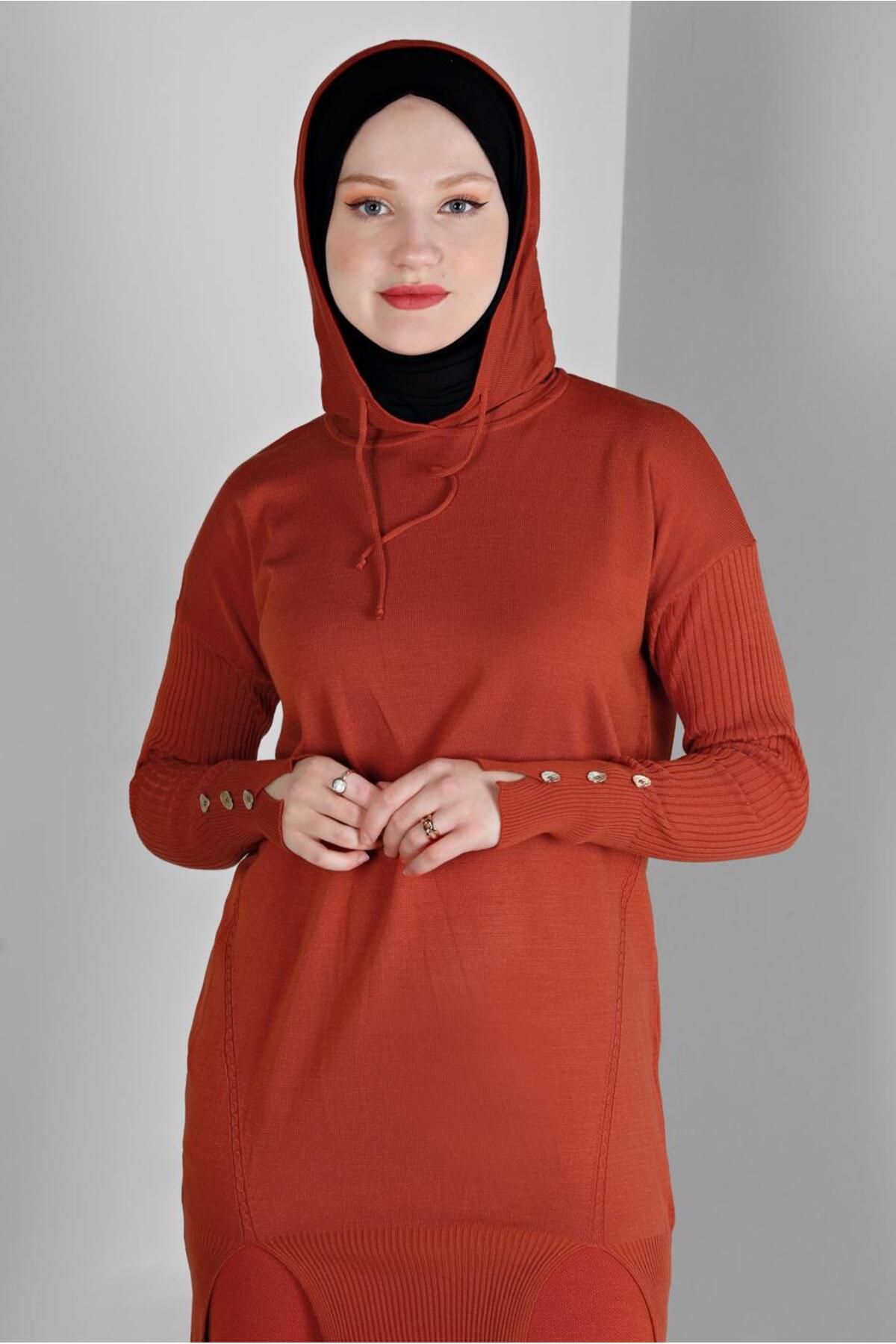 دو شلوار با جزئیات لغزنده. کت و شلوار بافتنی 43213 Alvina