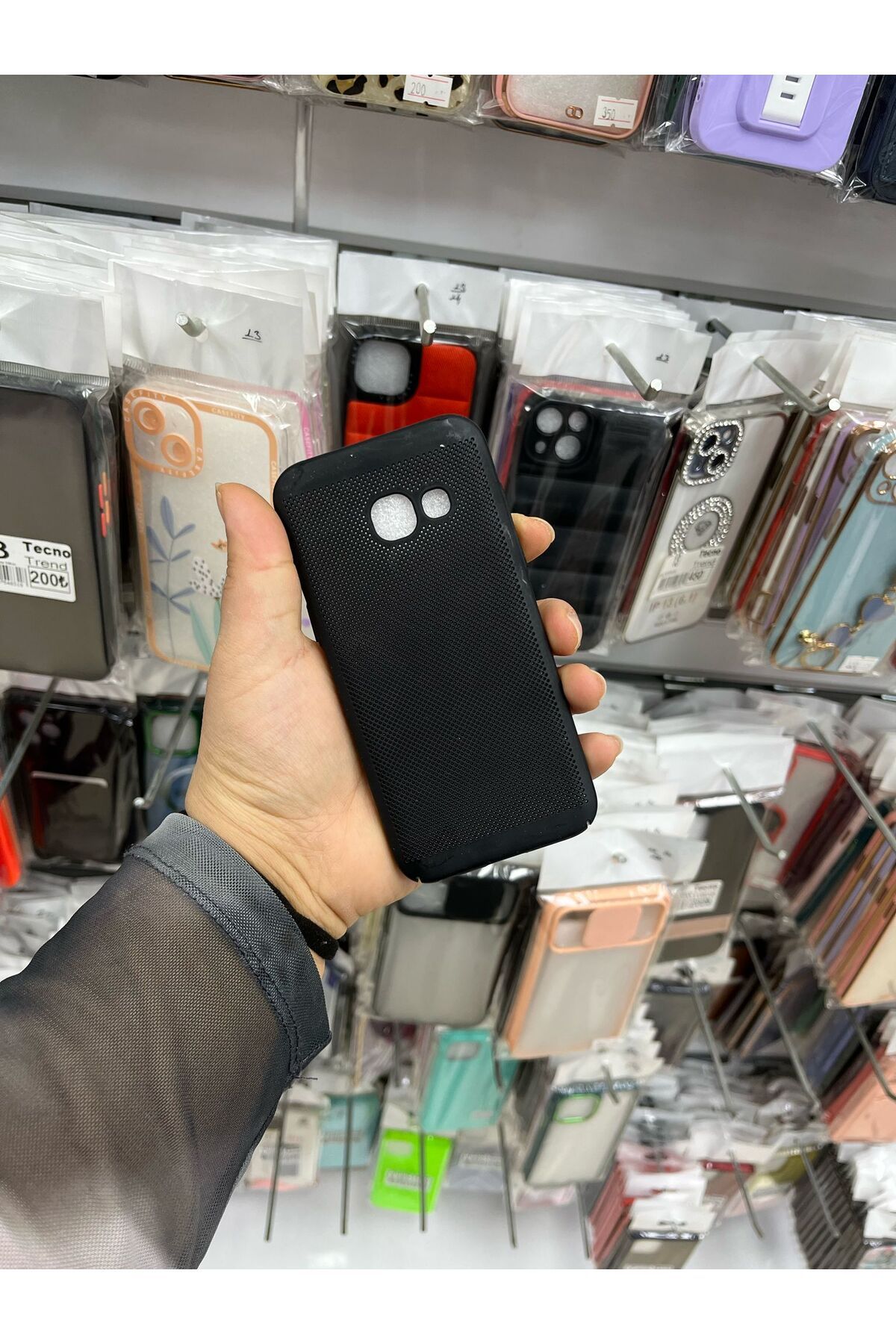 TECNOTREND GALAXY A3 2017 DELİKLİ SERT KAPAK