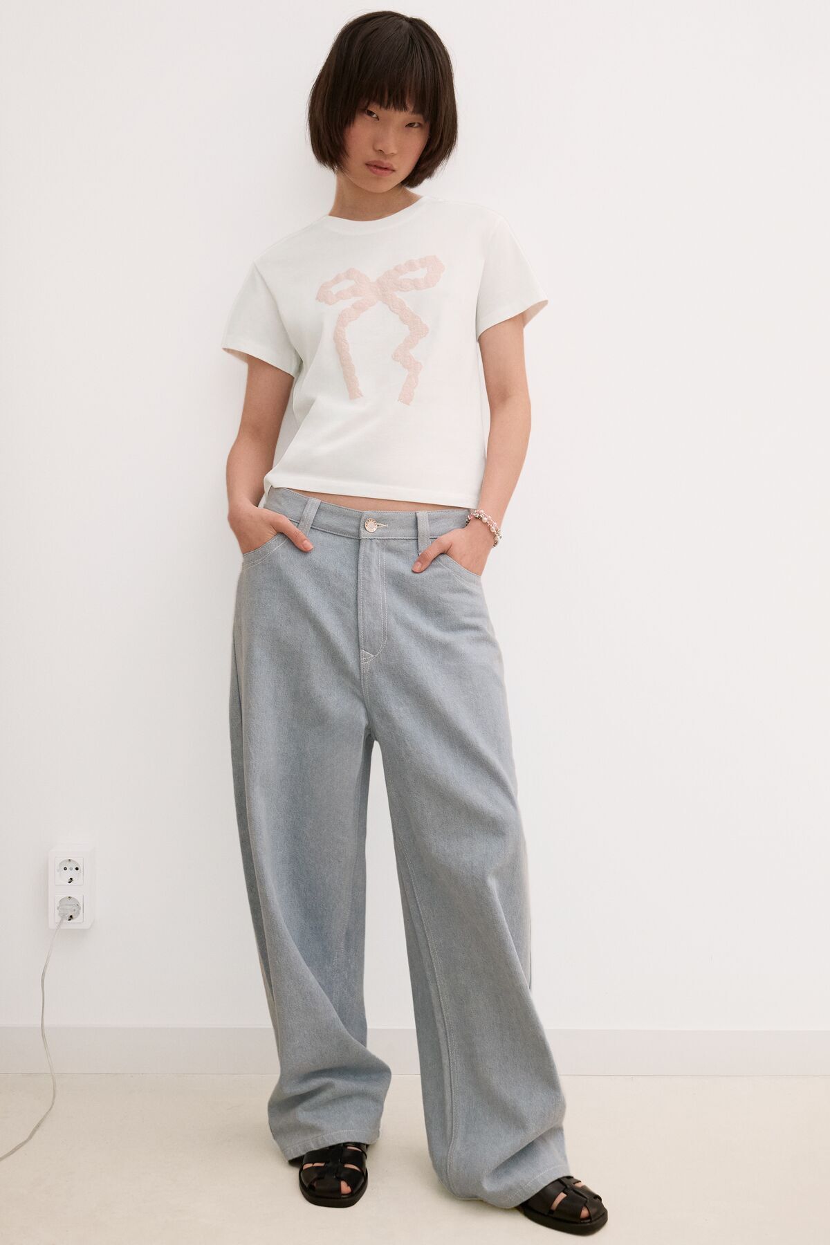 Bershka-تي شيرت بأكمام قصيرة مع طباعة 4