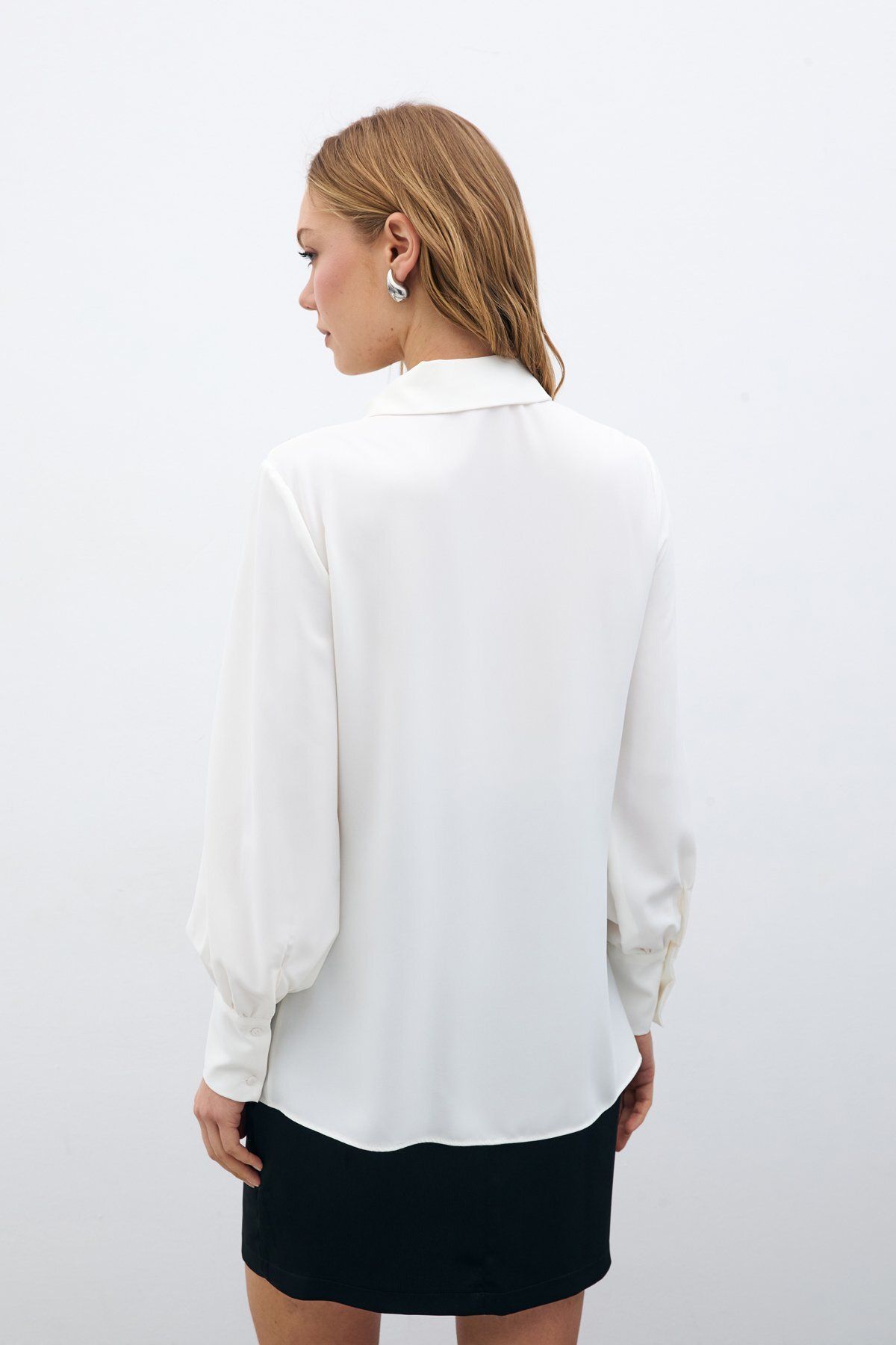 Sateen-Ecru Blouse - Stripe Accessory 6