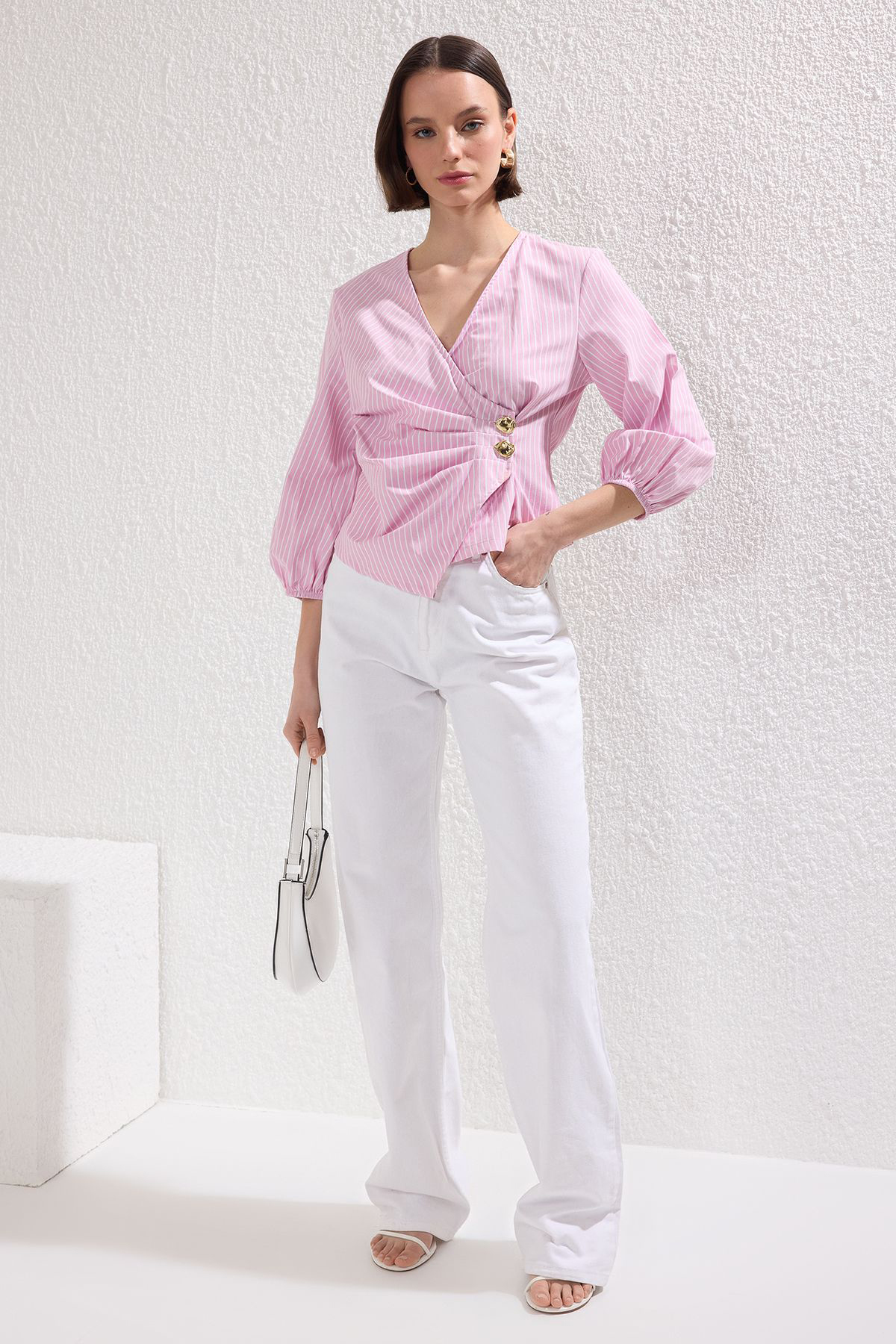 Trendyolmilla  Pembe Kruvaze Çizgili Dokuma Bluz TWOSS25BZ00170 - Görsel 2