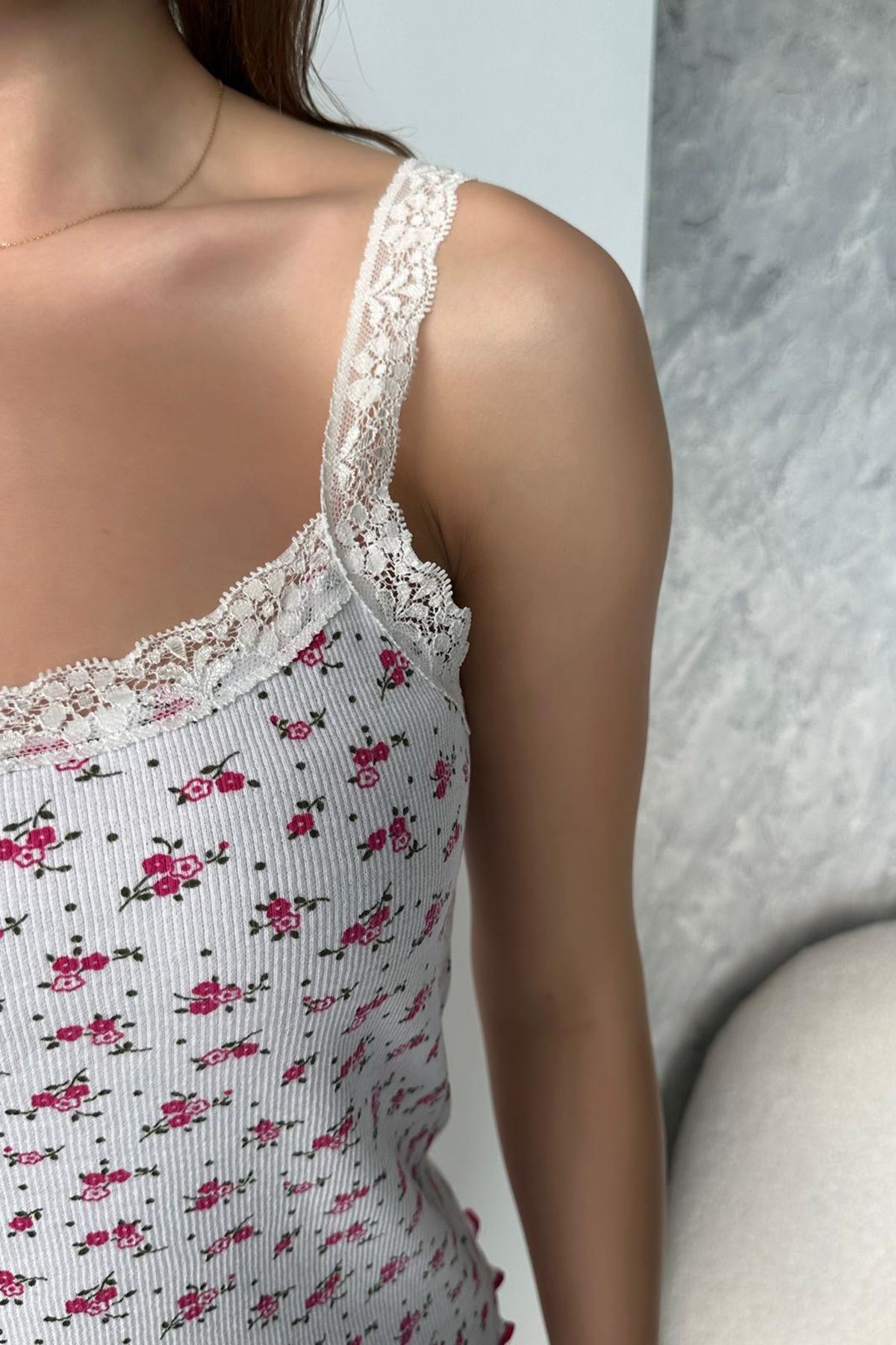 Edit by Trendyol-White-Pink Floral Lace Detailed Ribbed Knitted Pajama Set Tedss25Pt00013 2