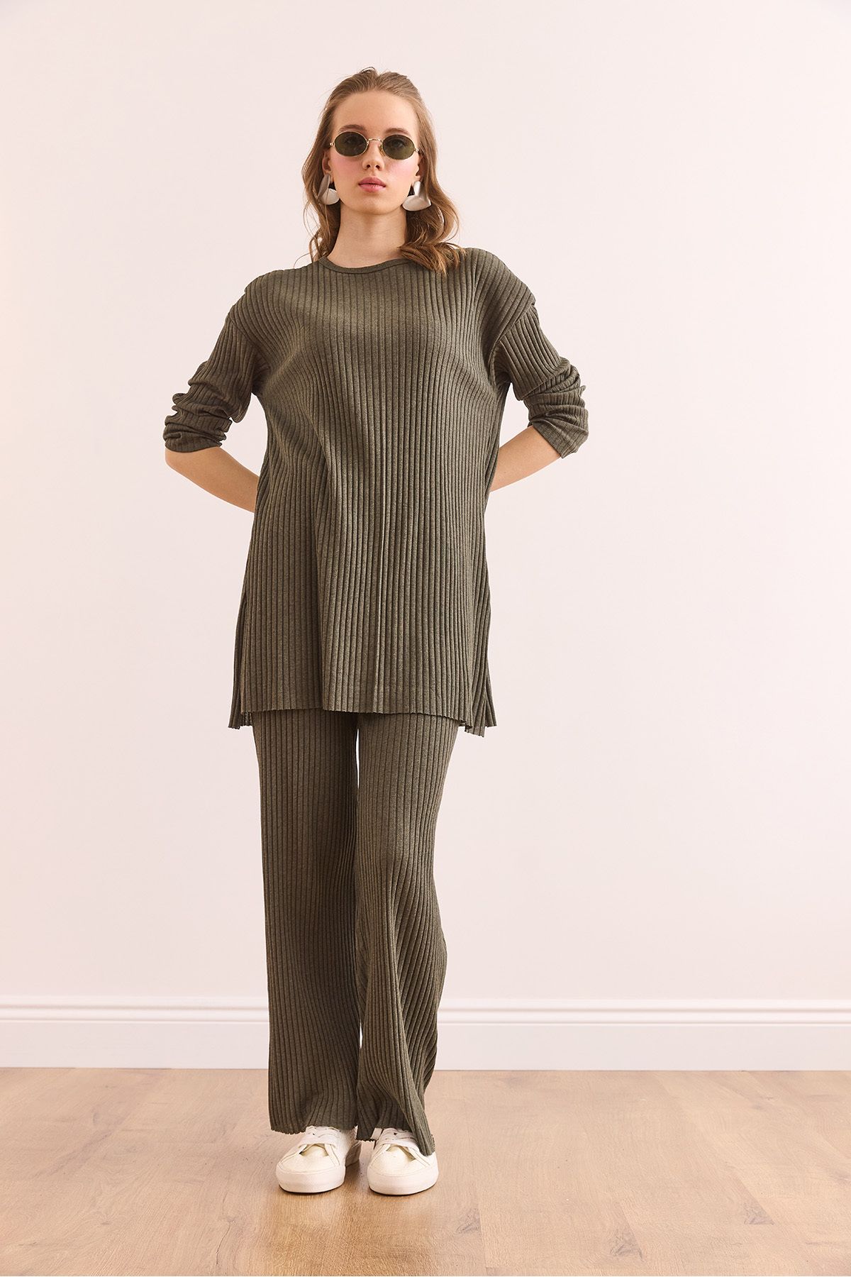 Olalook-Damen Khaki Oberteil Schlitz Bluse Unterteil Palazzo Kordel Anzug TKM-19000180 5