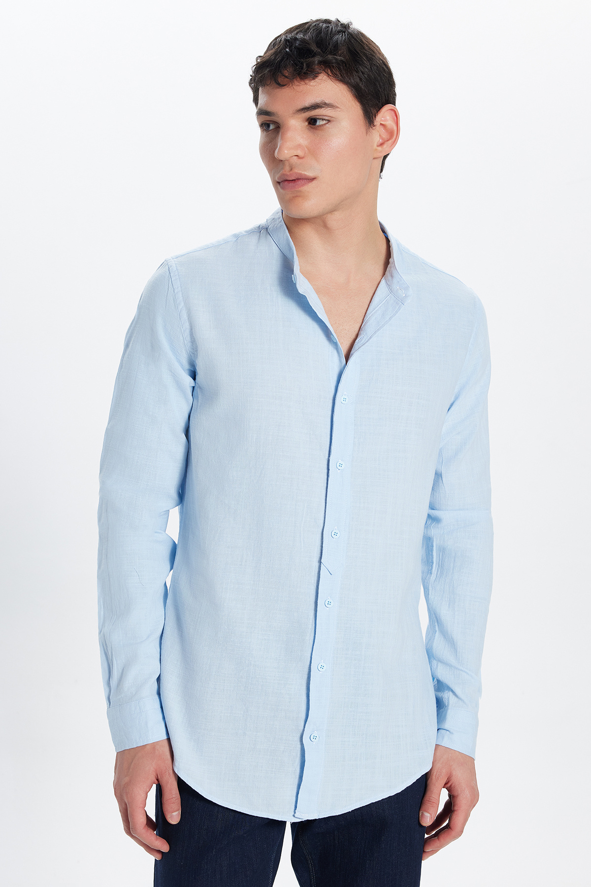 Tudors  Erkek Slim Fit Dar Kesim Uzun Kollu %100 Pamuk Keten Doku Hakim Yaka Mavi Gömlek - Görsel 2