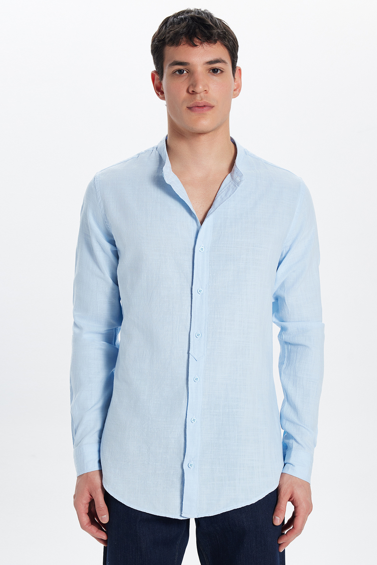Tudors  Erkek Slim Fit Dar Kesim Uzun Kollu %100 Pamuk Keten Doku Hakim Yaka Mavi Gömlek - Görsel 4