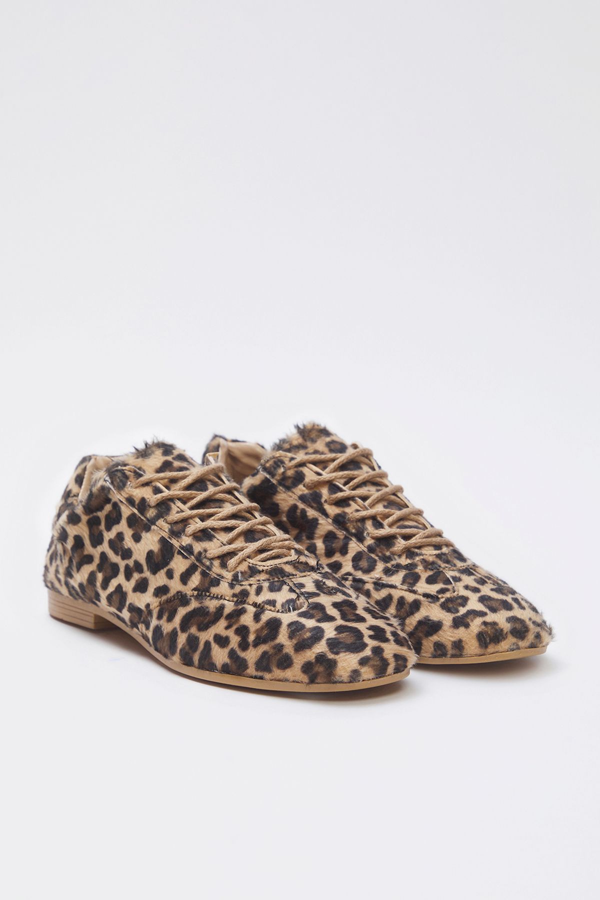 trendyol-shoes-womens-sneakers