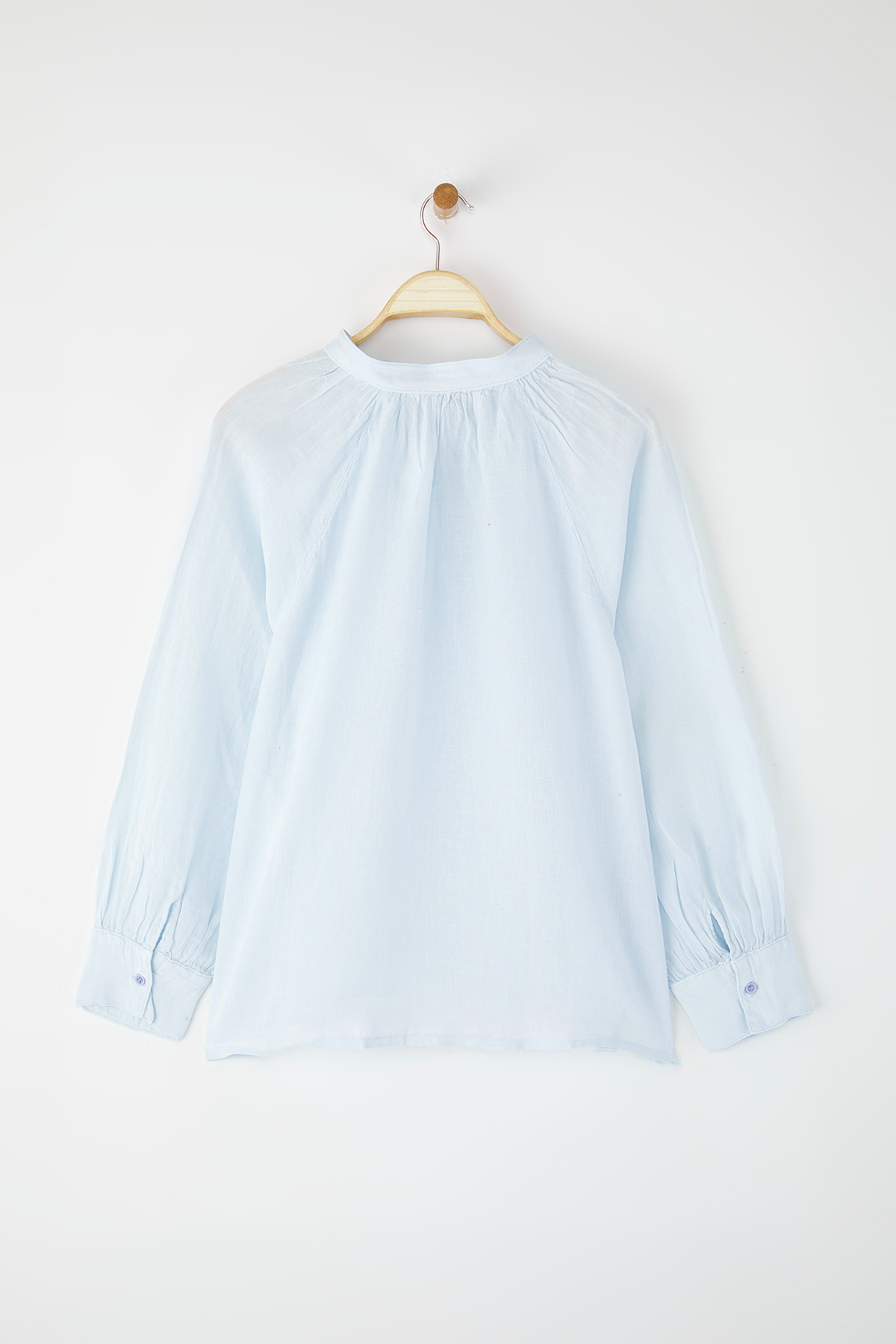 Trendyolmilla  Mavi %100 Keten Hakim Yaka Gömlek TWOSS25GO00134 - Görsel 6