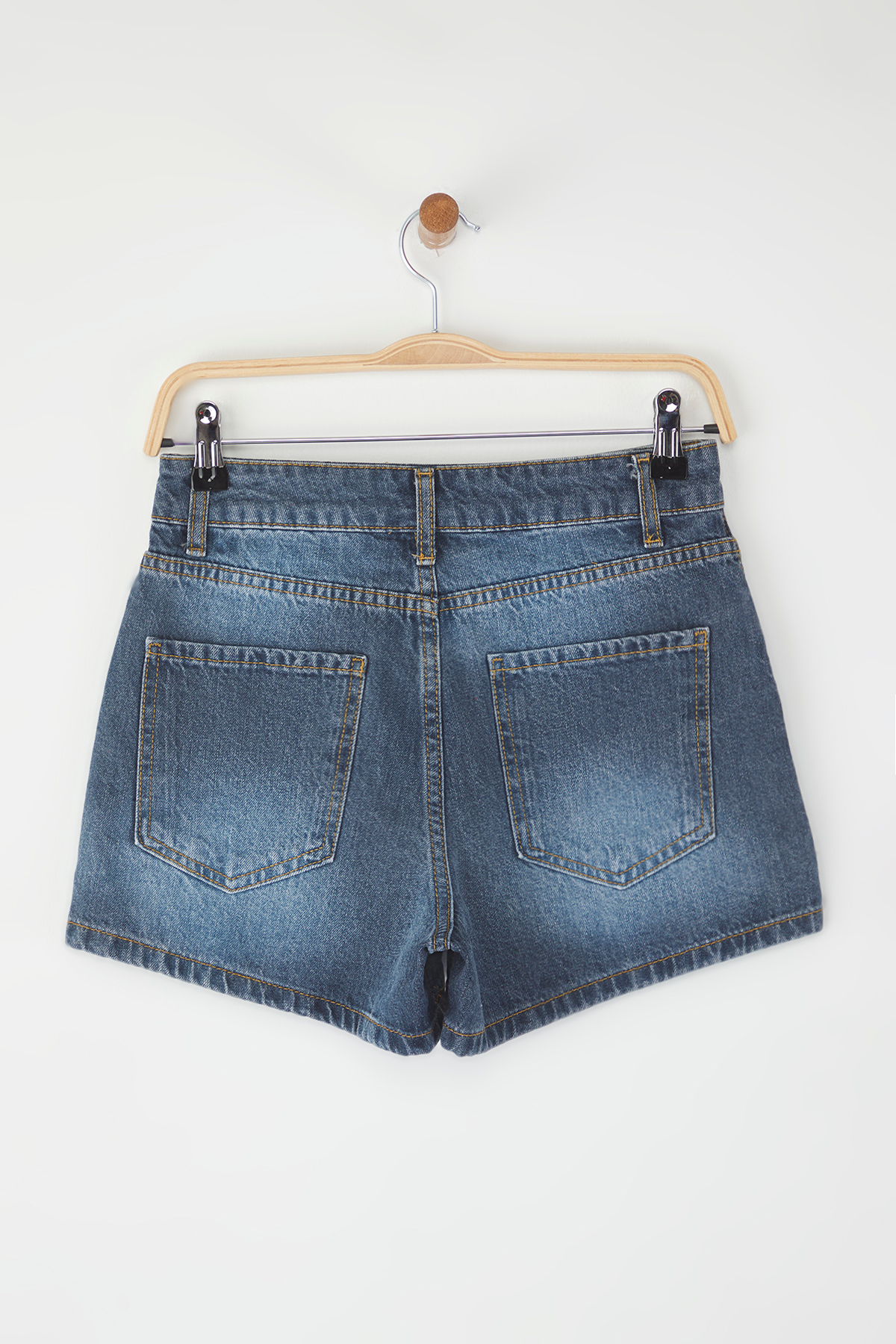 Trendyolmilla  Mavi Yüksek Bel City Boy Denim Şort TWOSS25SR00154 - Görsel 7