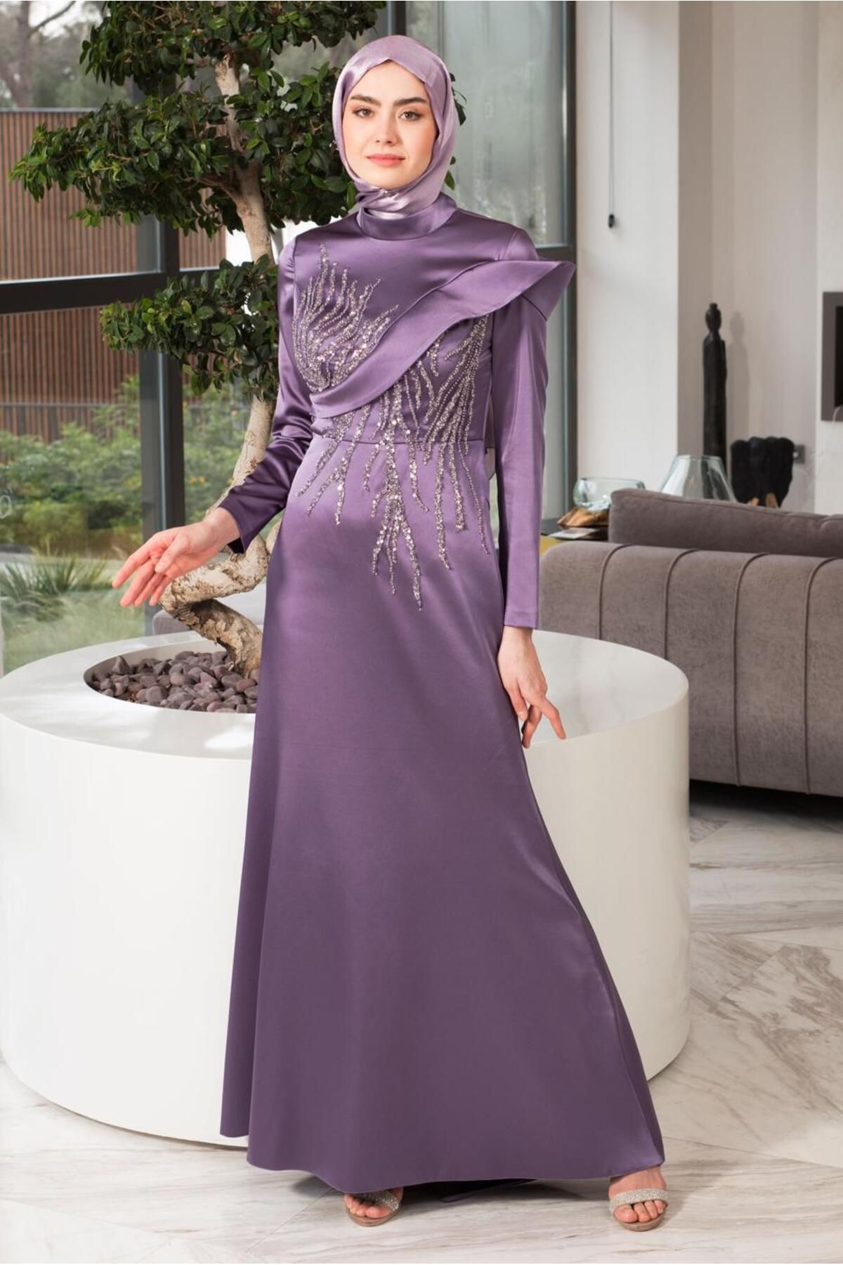 لباس شب ساتن دوزی شده پولک دوزی 50361 Alvina