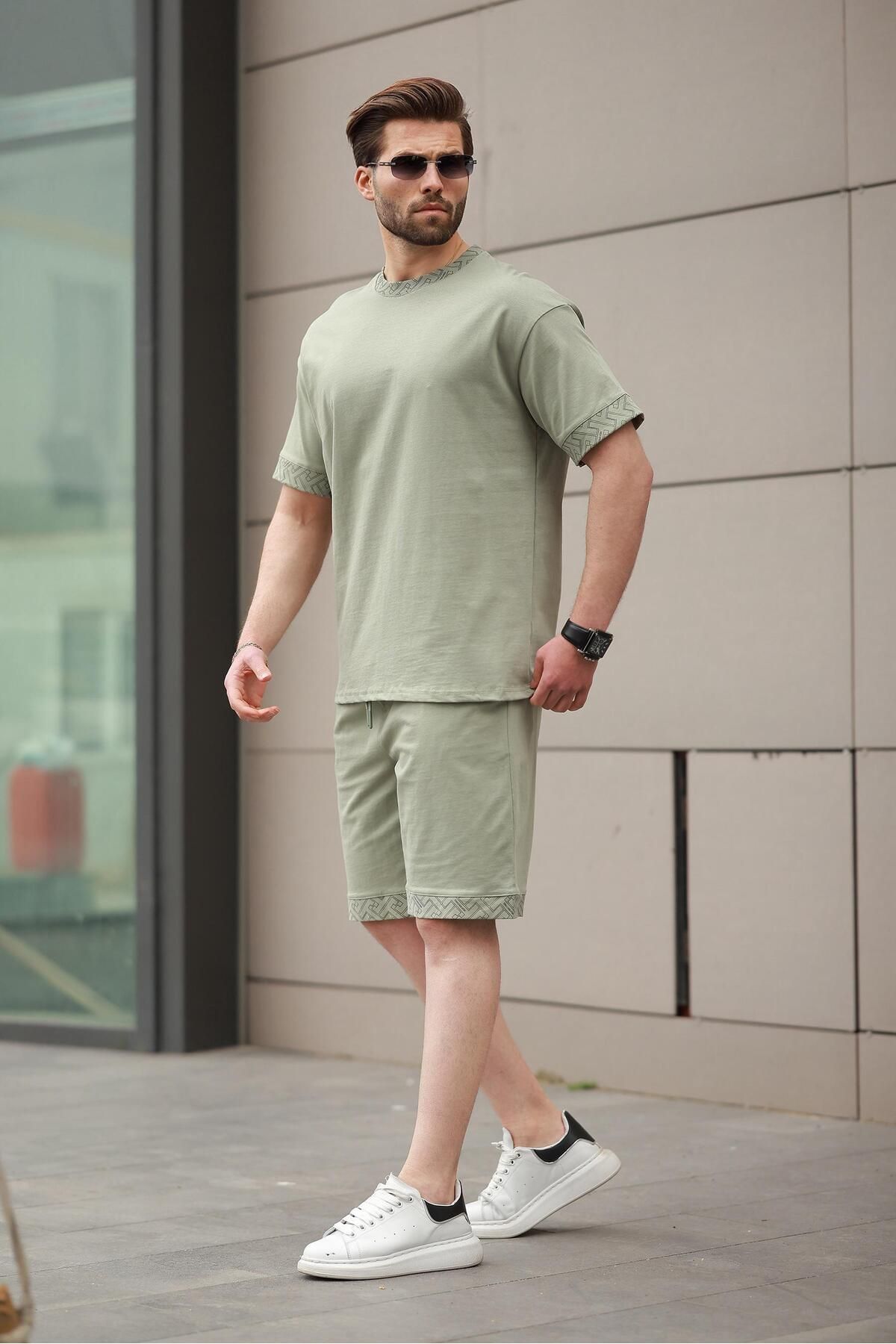 complete the look image