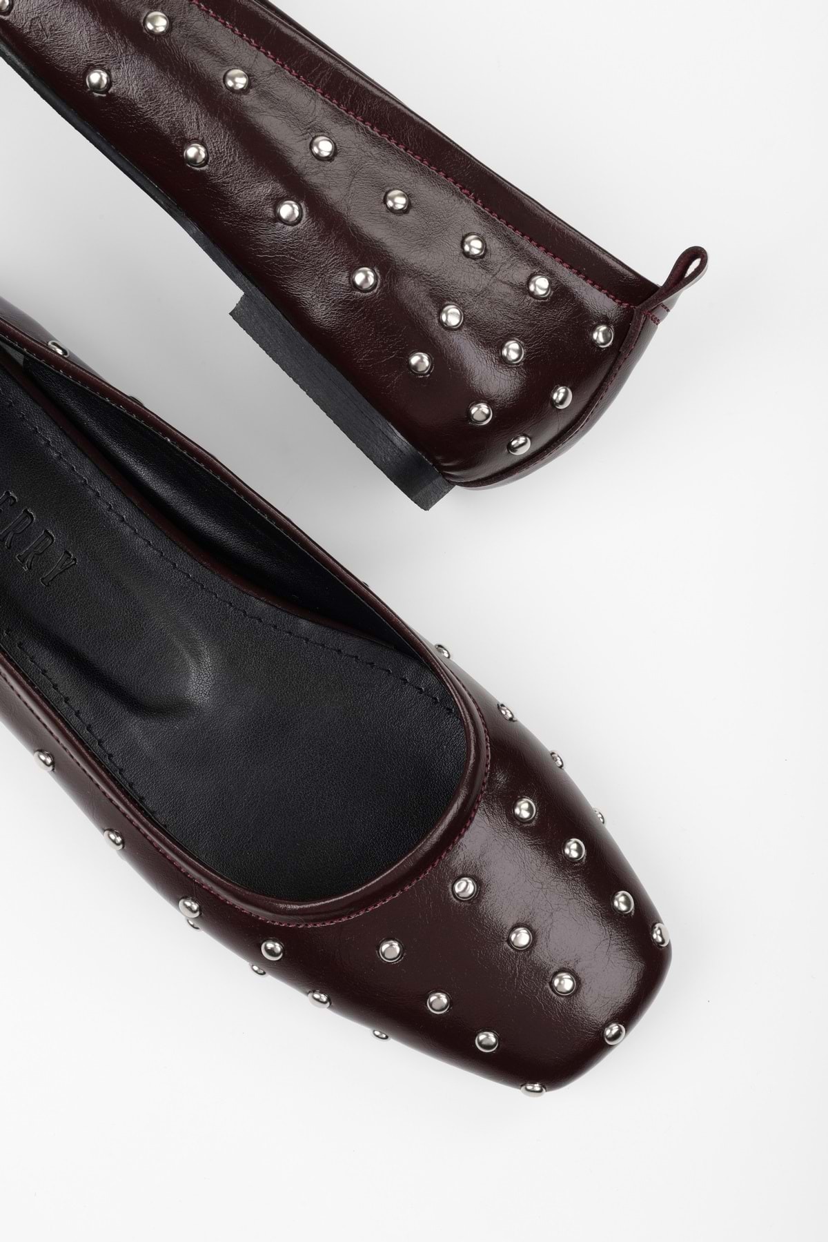 Shoeberry-Zoe Burgundy Trock Blunt Toe Ballerinas für Damen 3