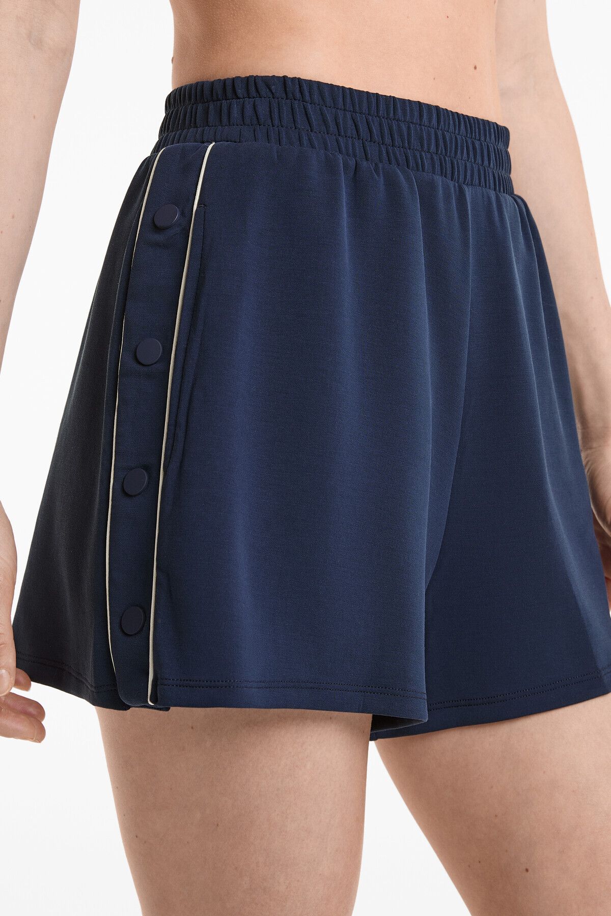 Oysho-Soft Touch button shorts with modal 7