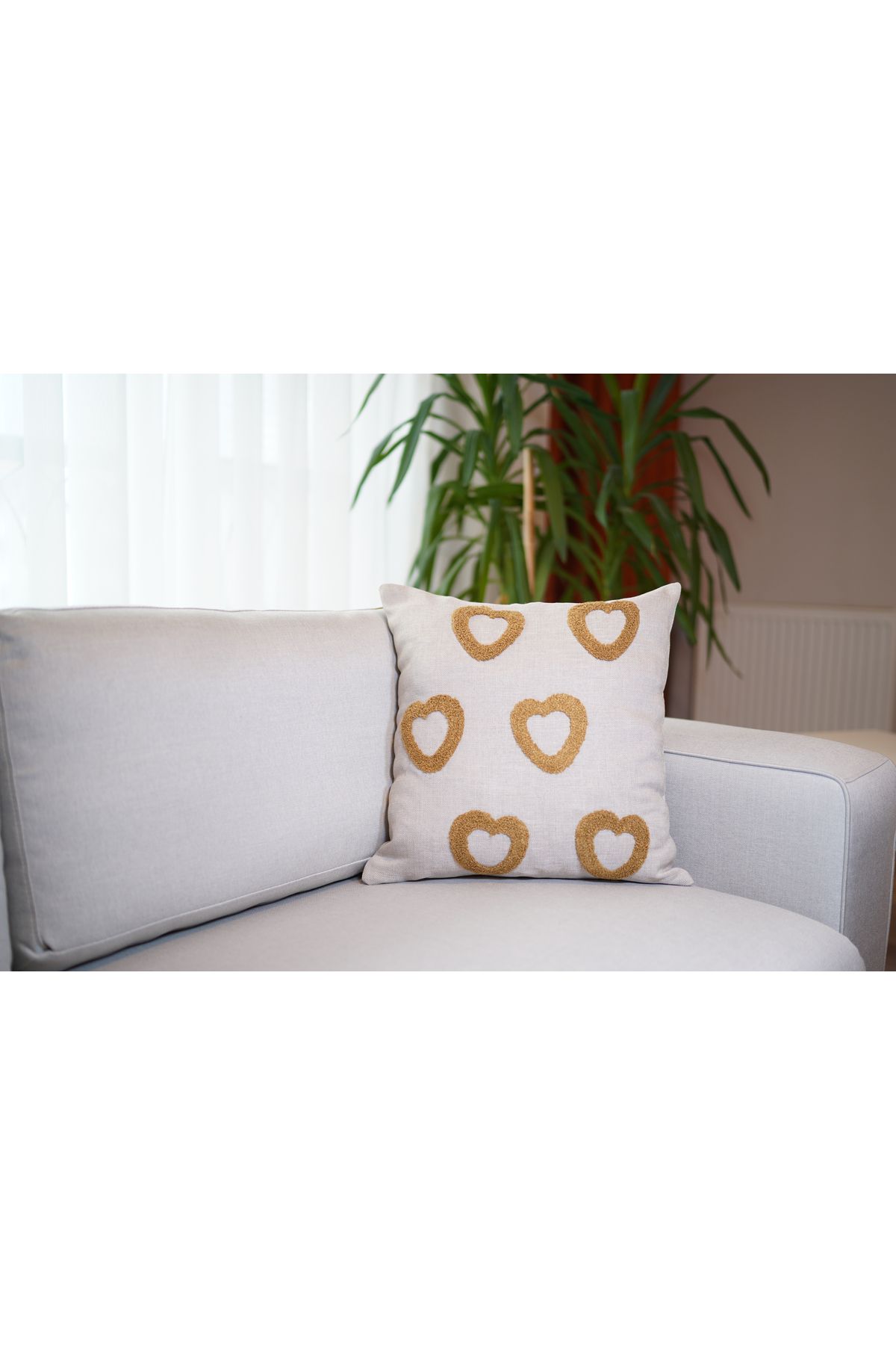 HomeSepet-Punch Embroidered Linen Throw Pillow Cover with Heart Pattern (2 Pcs) 2