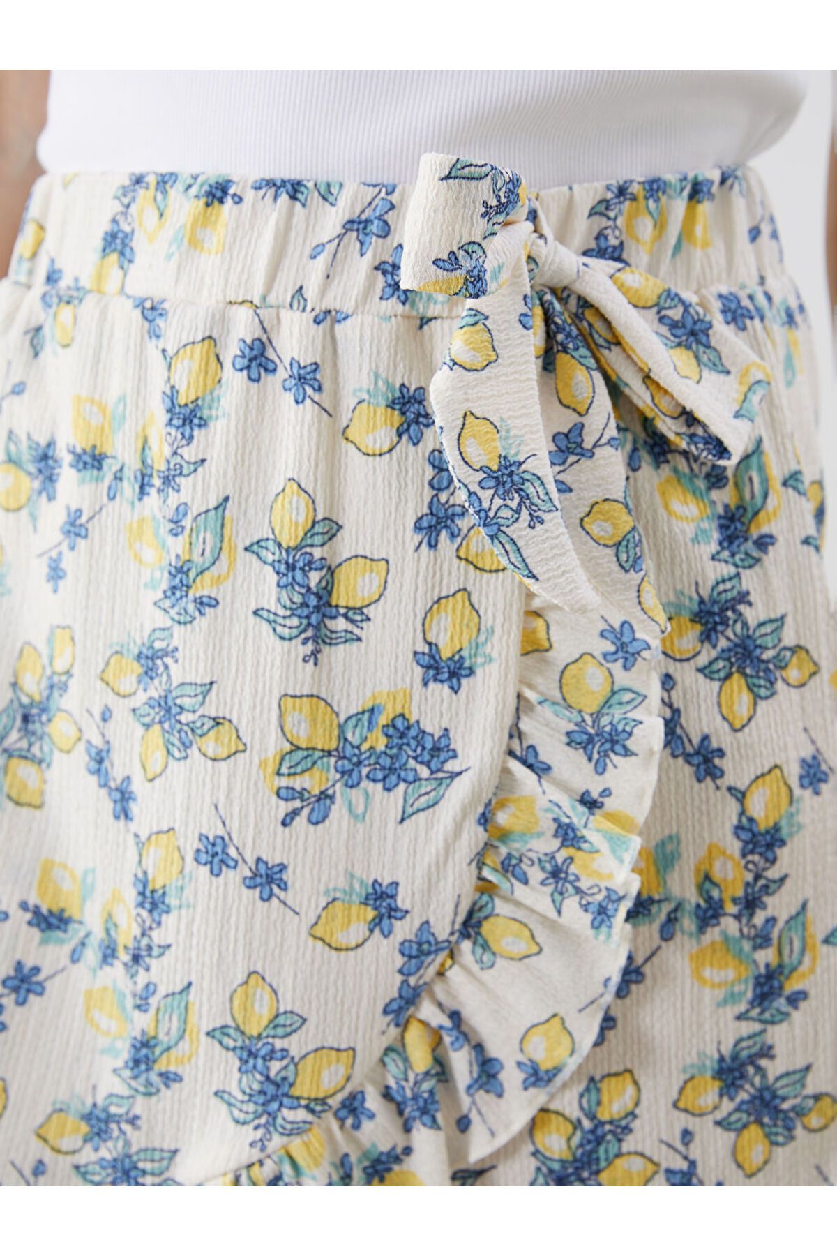 LC Waikiki-Printed Shorts Skirt with Elastic Waist 3