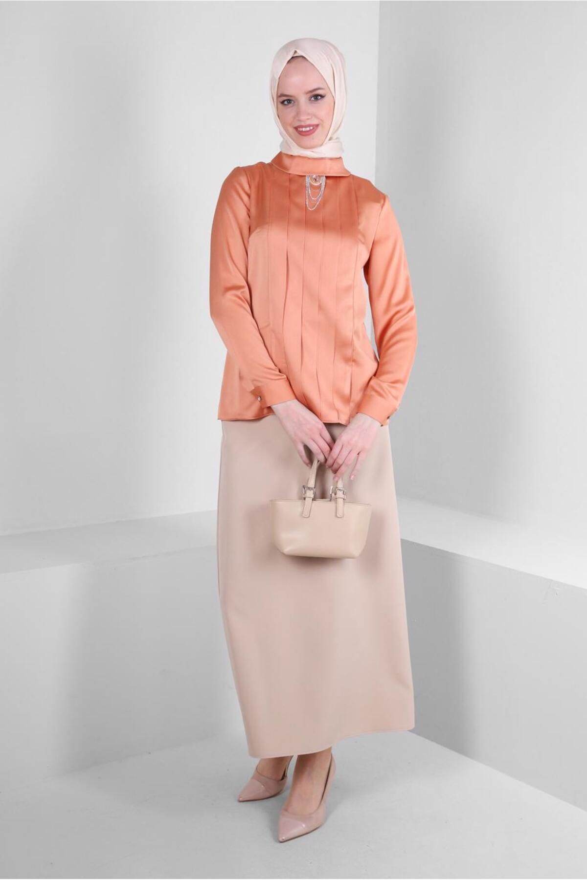 بلوز ساتن DRAPE DETAIL ACCESSORY 43573 Alvina