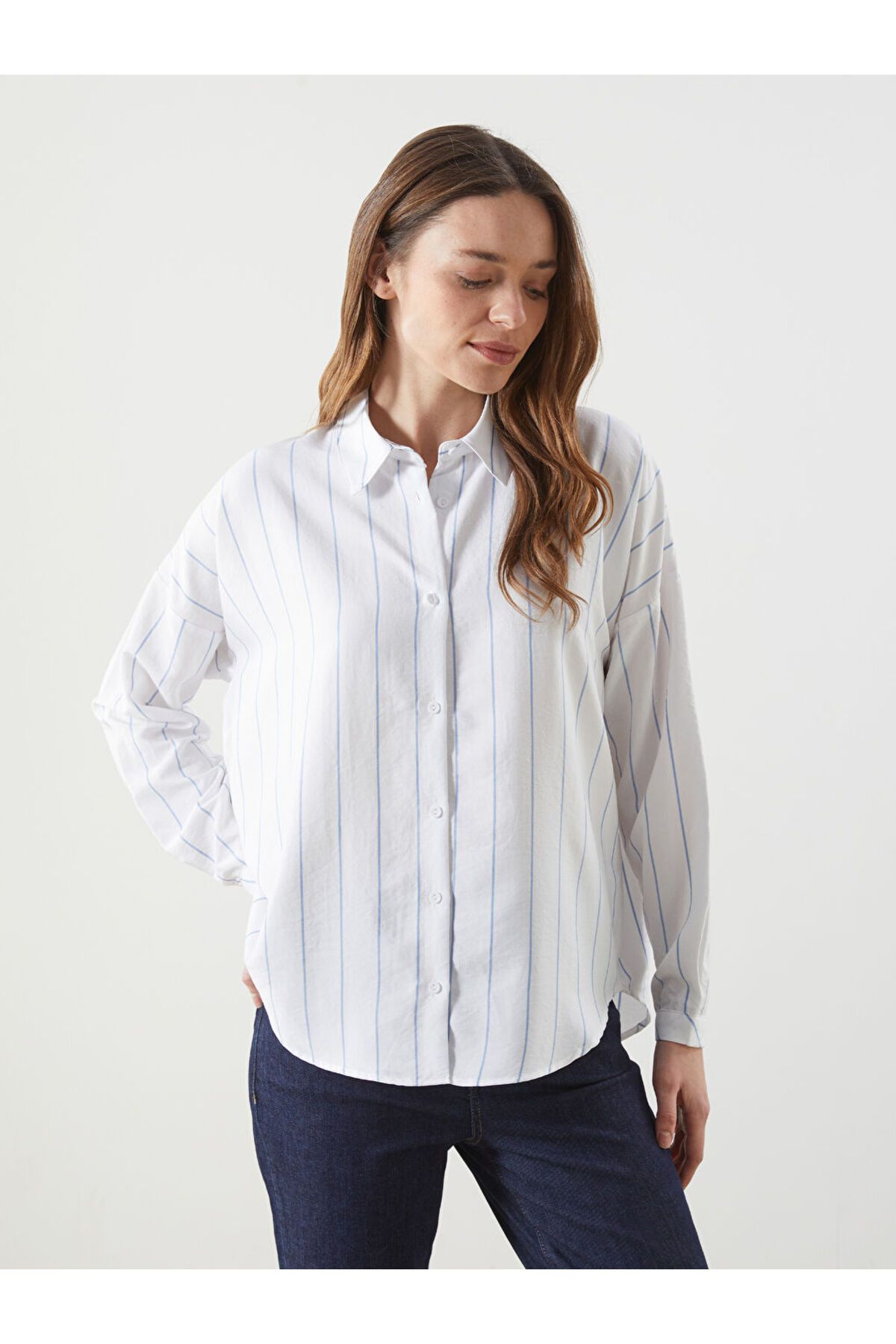 LC Waikiki Yeni Sezon Cizgili Oversize Kadin Gomlek - S5O245Z8