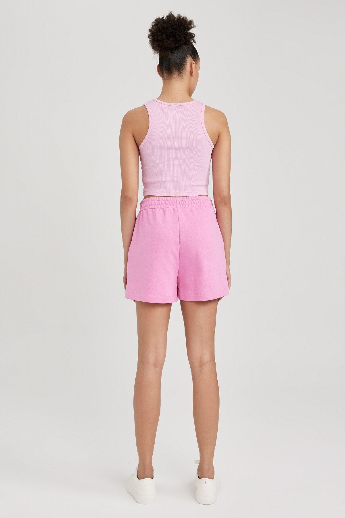 DeFacto-Coool Basic Straight Shorts with Elastic Waist Pockets A6794Ax23Sm 4