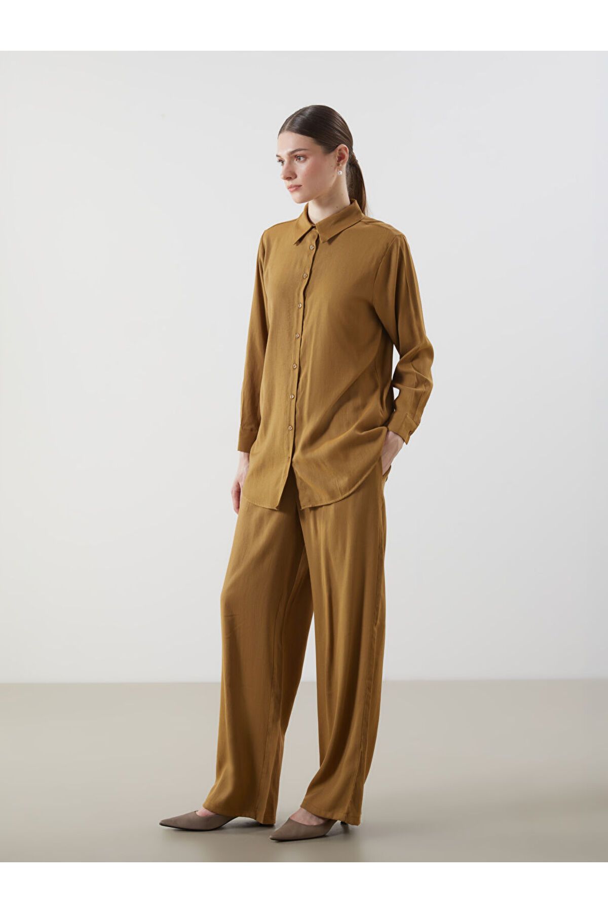 complete the look image
