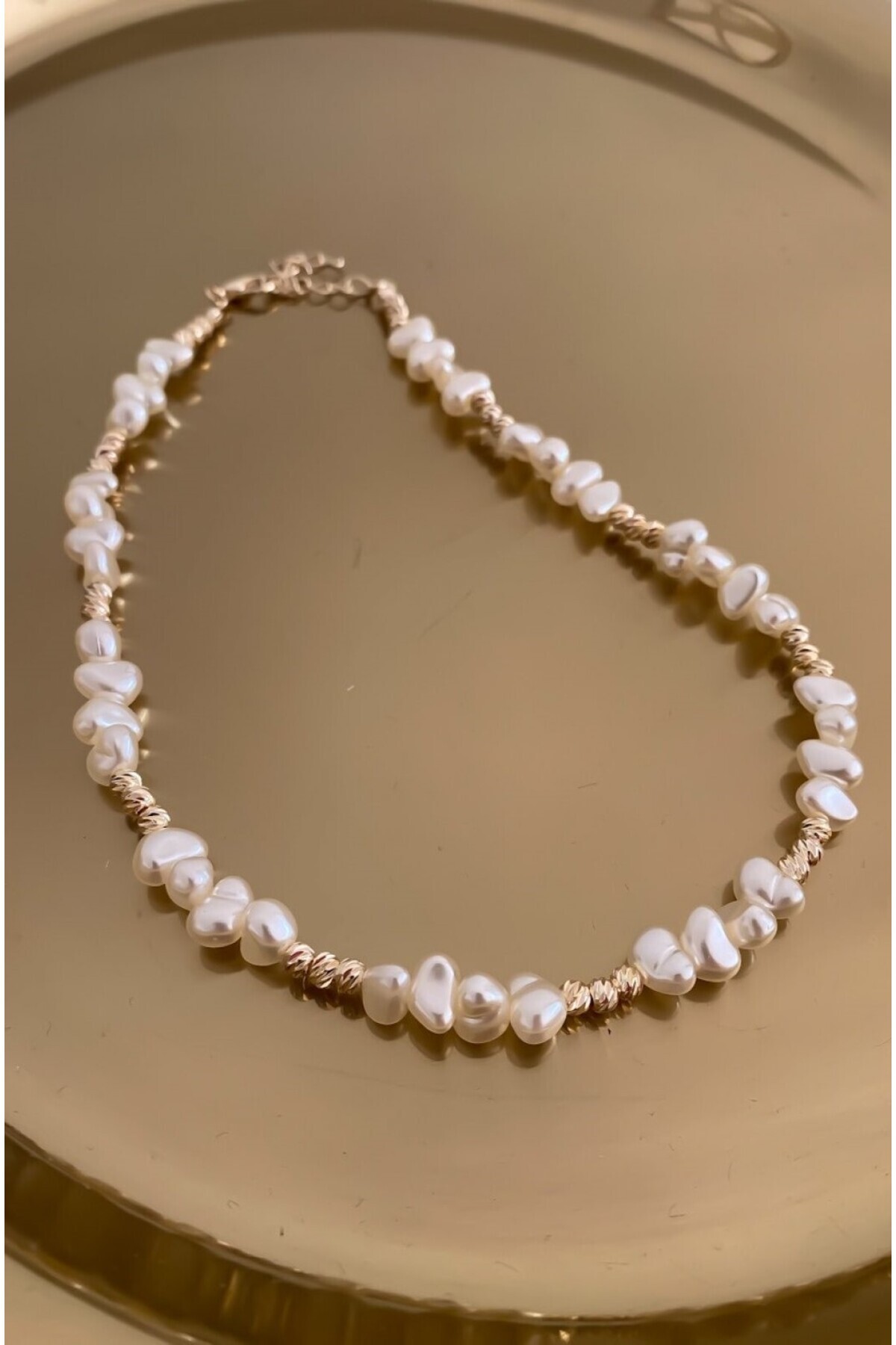 Amorphous baroque pearl choker necklace