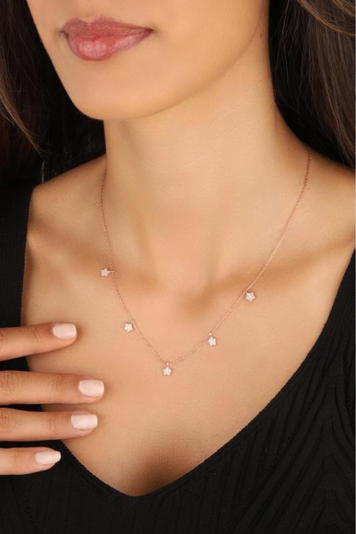 Mistik Silver Sallantılı Yıldızlı Gümüş Zincir Kolye