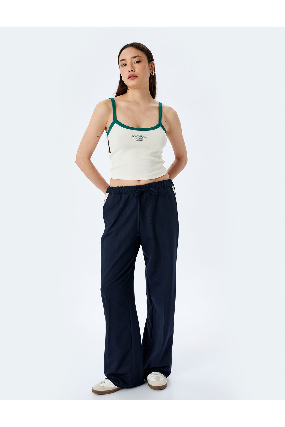 Koton Yeni Sezon İnce Askılı Biyeli Slim Fit Crop Baskılı Atlet