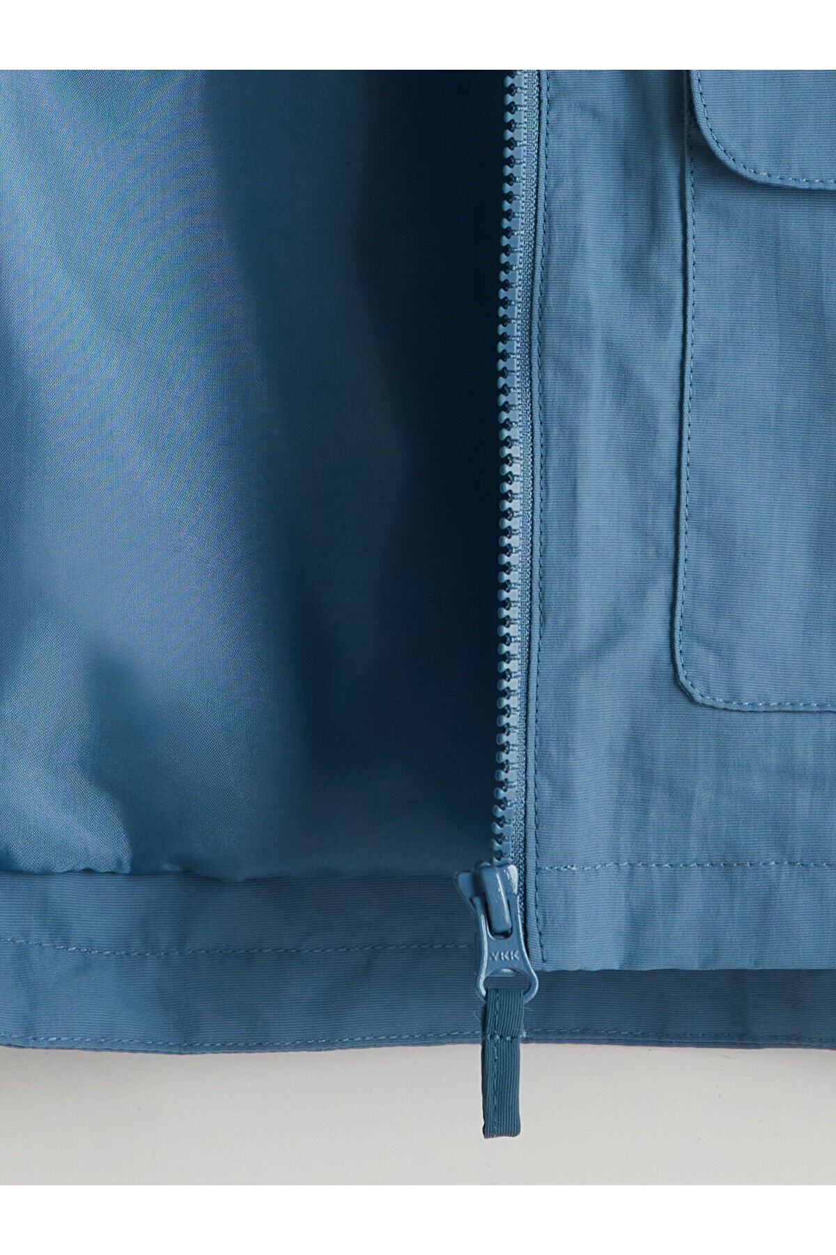 LC Waikiki Freezen Store'dan I Kapüşonlu Erkek Bebek Yağmurluk fotoğrafı 4 (önizleme)