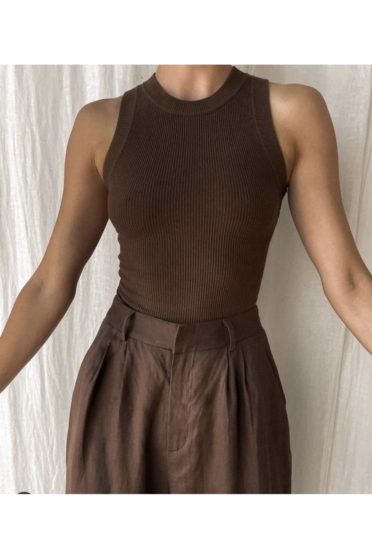 Bengi Clothing-Γυναικεία κοντομάνικη μπλούζα από νήματα καλοκαιρινά πλεκτά 2