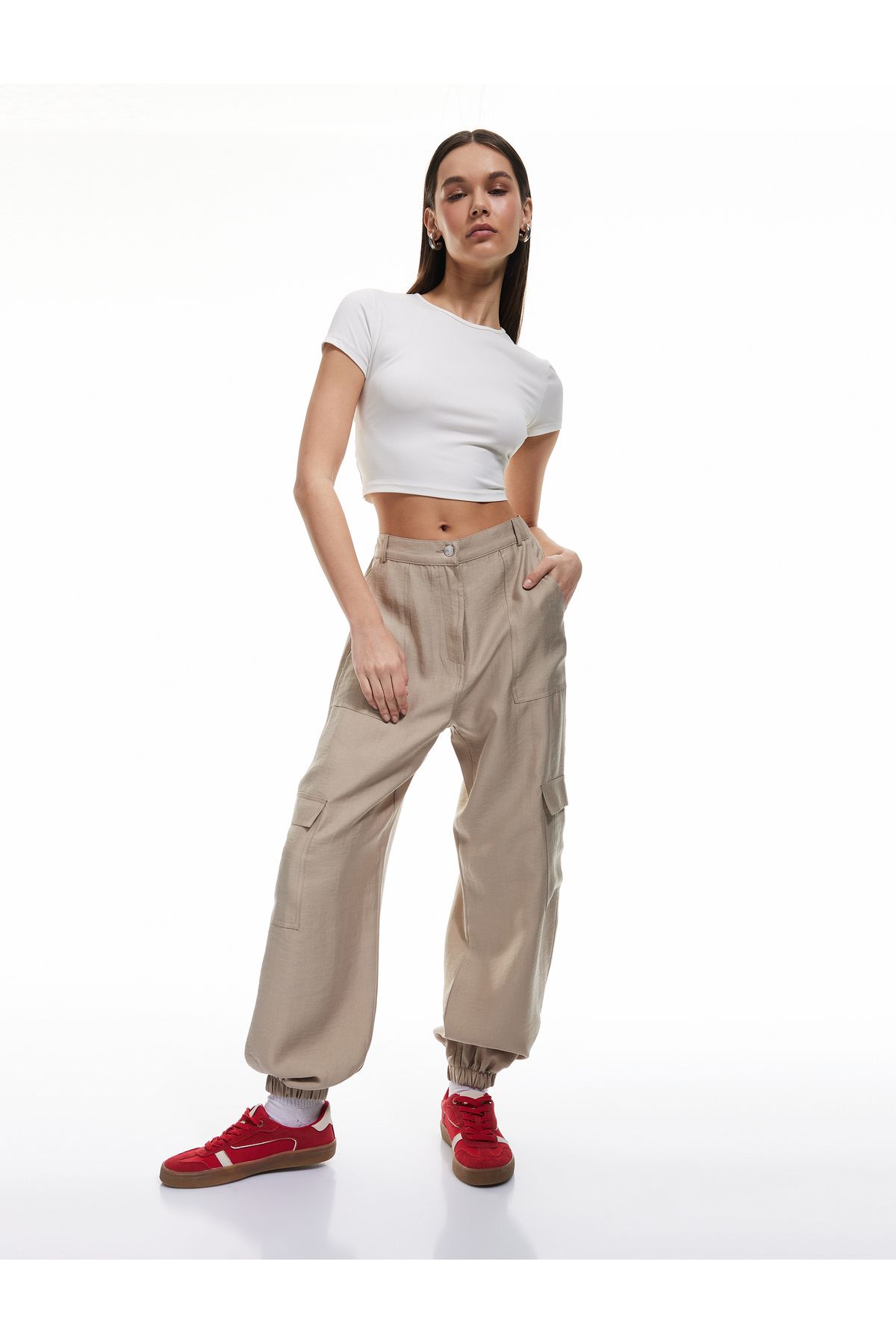 Koton Yeni Sezon Kargo Cepli Düğmeli Lastikli Paça Jogger Pantolon