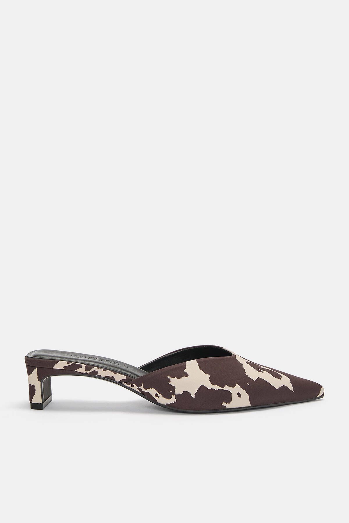 کفش پاشنه باز طرح گاوی Pull & Bear