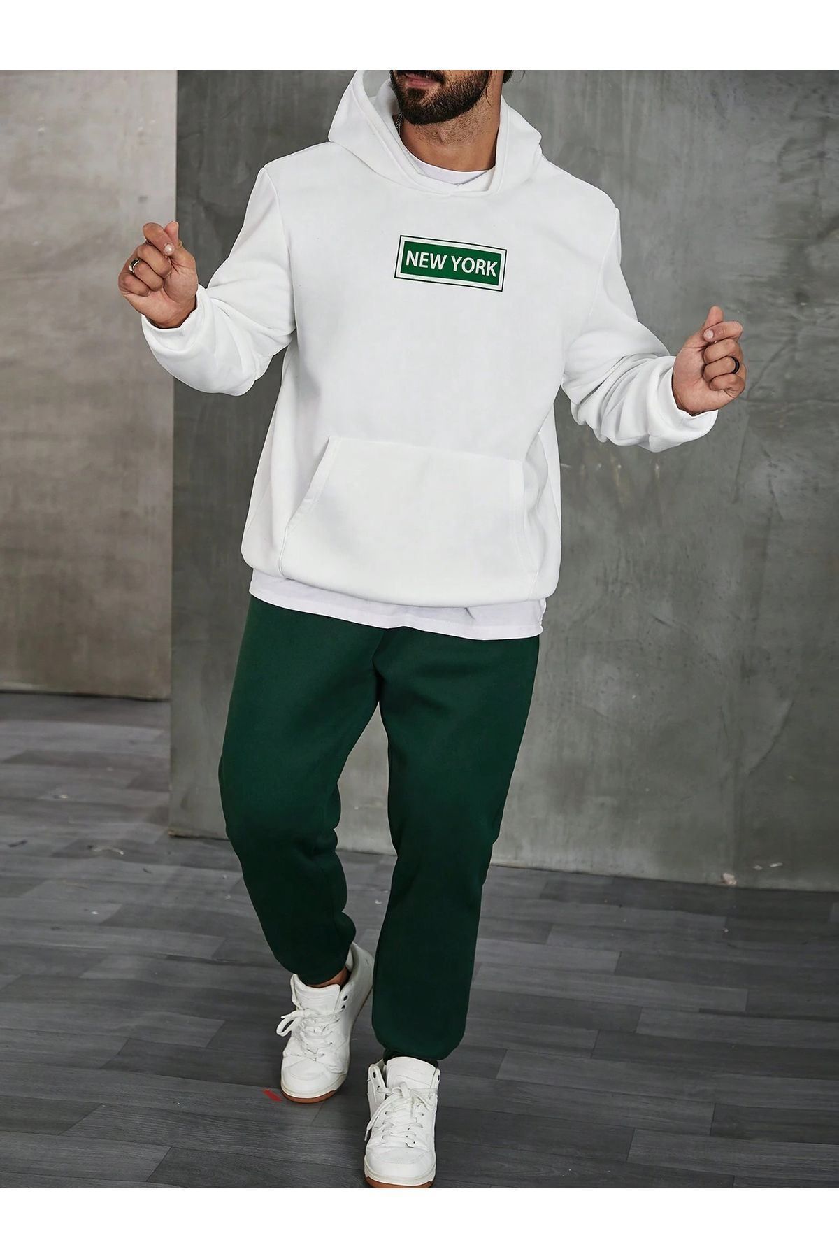 CLAYES-Комплект анцуг New York Суитчър Jogger - Бял Nefti Green Printed Oversize Hooded 1