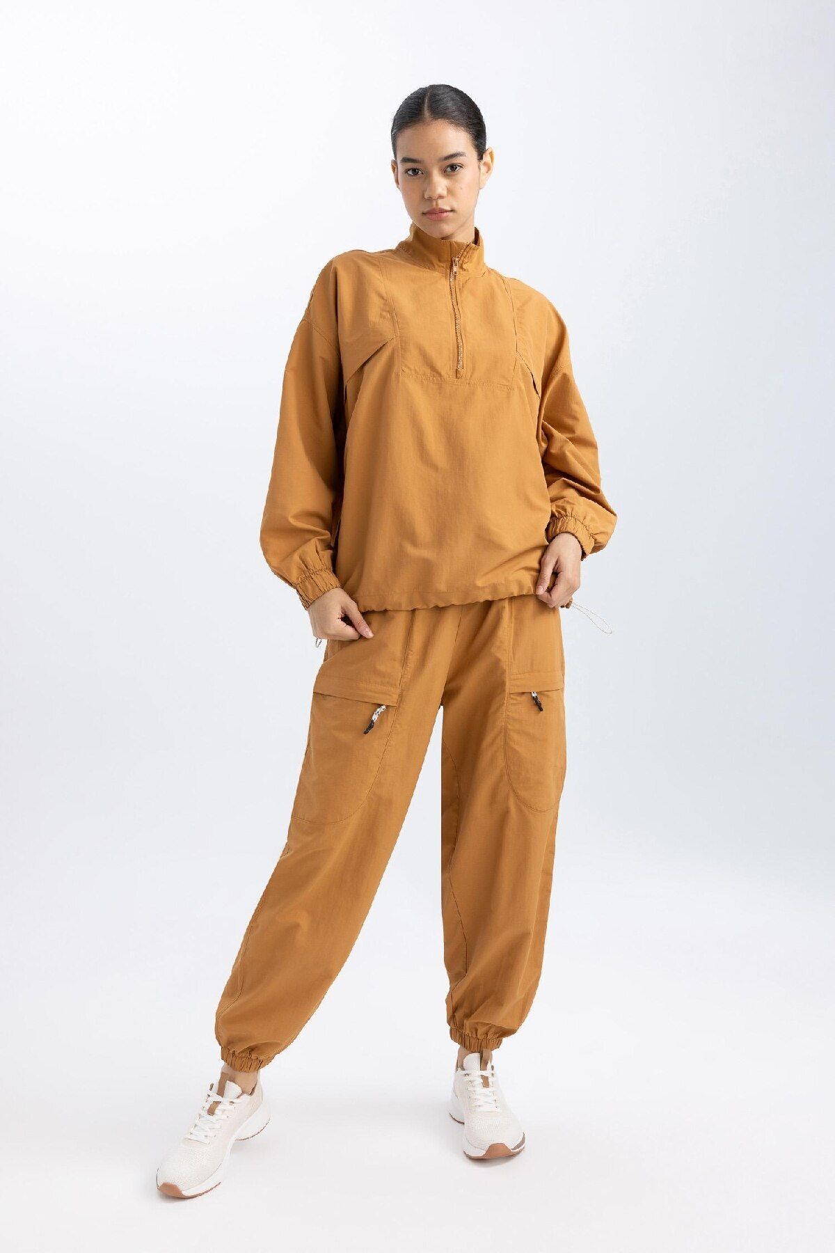 DeFacto-DeFactoFit Jogginghose mit lockerer Passform und zwei Taschen, Jogger-Bein, Standardgröße, B4214AX24SP 5