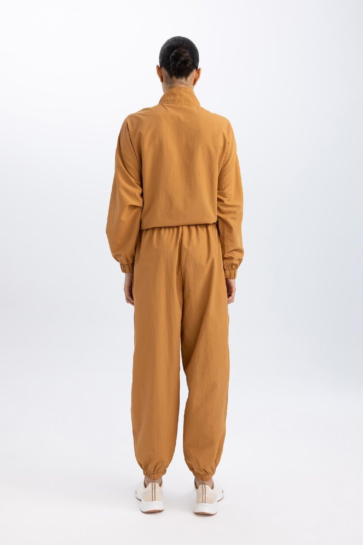 DeFacto-DeFactoFit Jogginghose mit lockerer Passform und zwei Taschen, Jogger-Bein, Standardgröße, B4214AX24SP 7